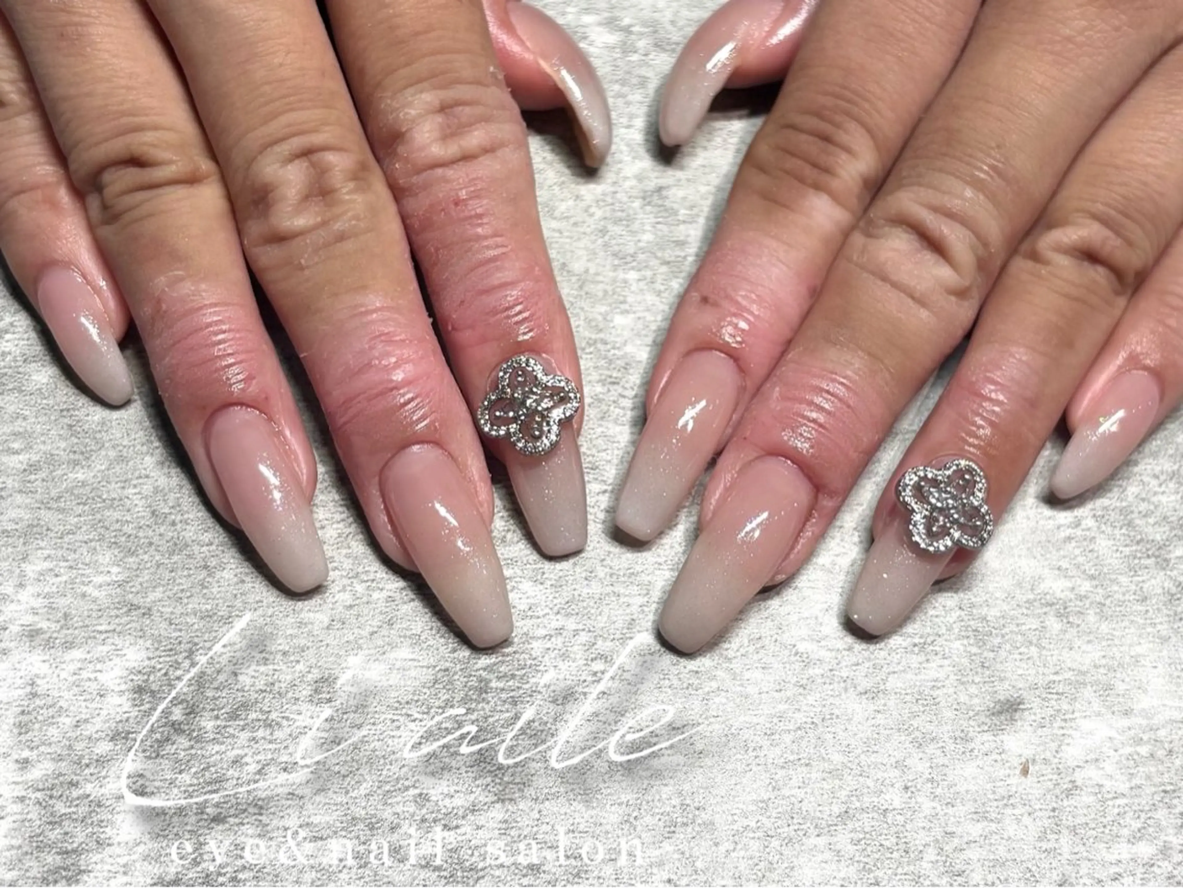 ネイル Li aile kana💎🫧のネイルデザイン