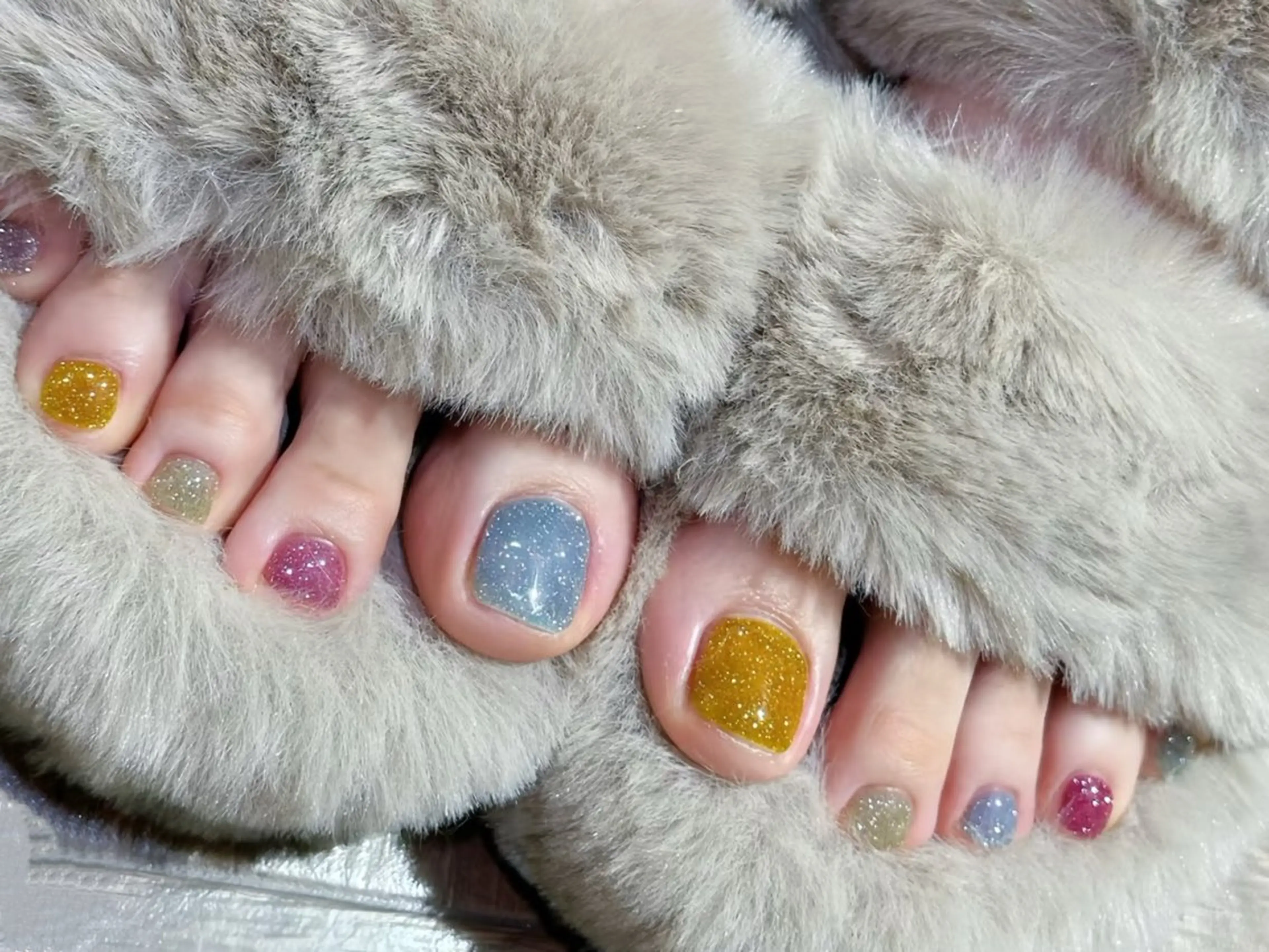 ネイル アートネイル チークネイル 長さ出し フットネイル ジェルネイル フットネイル ハンドケア ラッキーネイルサロン 西川口東口店のネイルデザイン