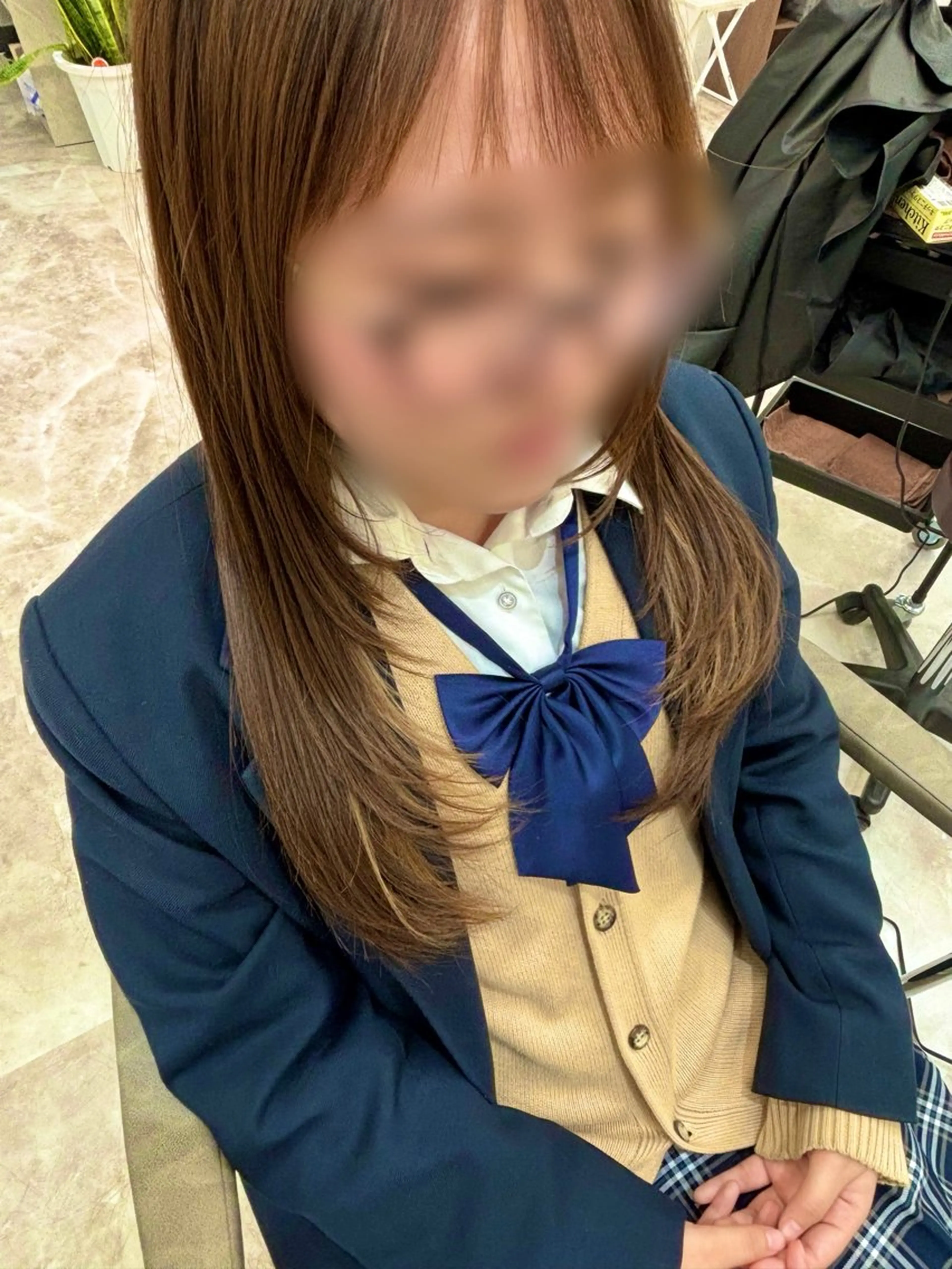 ロング カラー ブリーチ 顔まわりレイヤー レイヤーカット カット ヘアカラー トリートメント 竹内滉太 当日予約⭕️のヘアスタイル