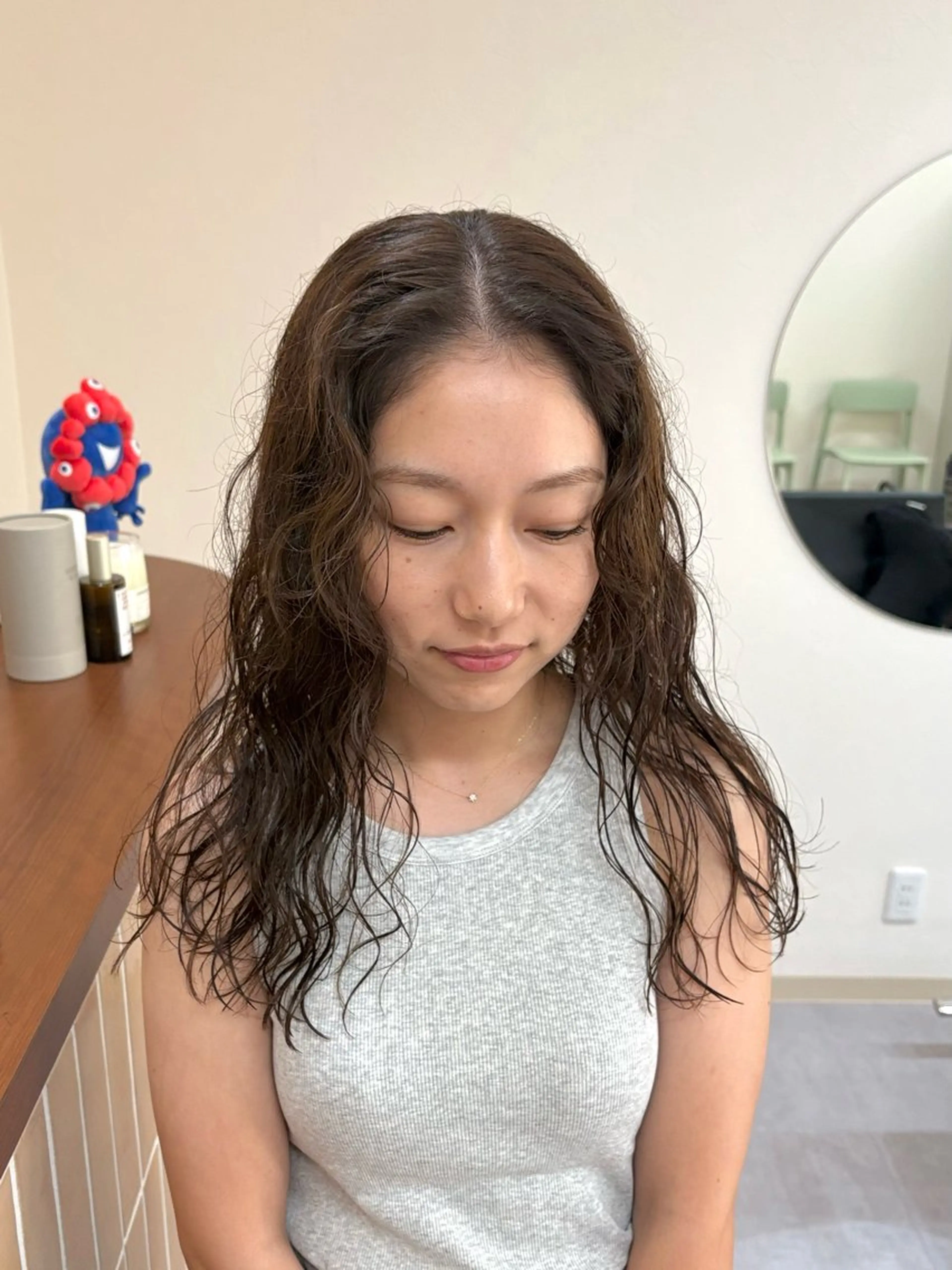 セミロング カラー セミロングパーマ ベージュカラー ブリーチ ブリーチなしカラー カット ヘアカラー トリートメント ハル🌸柔色/ ブリーチなし/艶髪のヘアスタイル