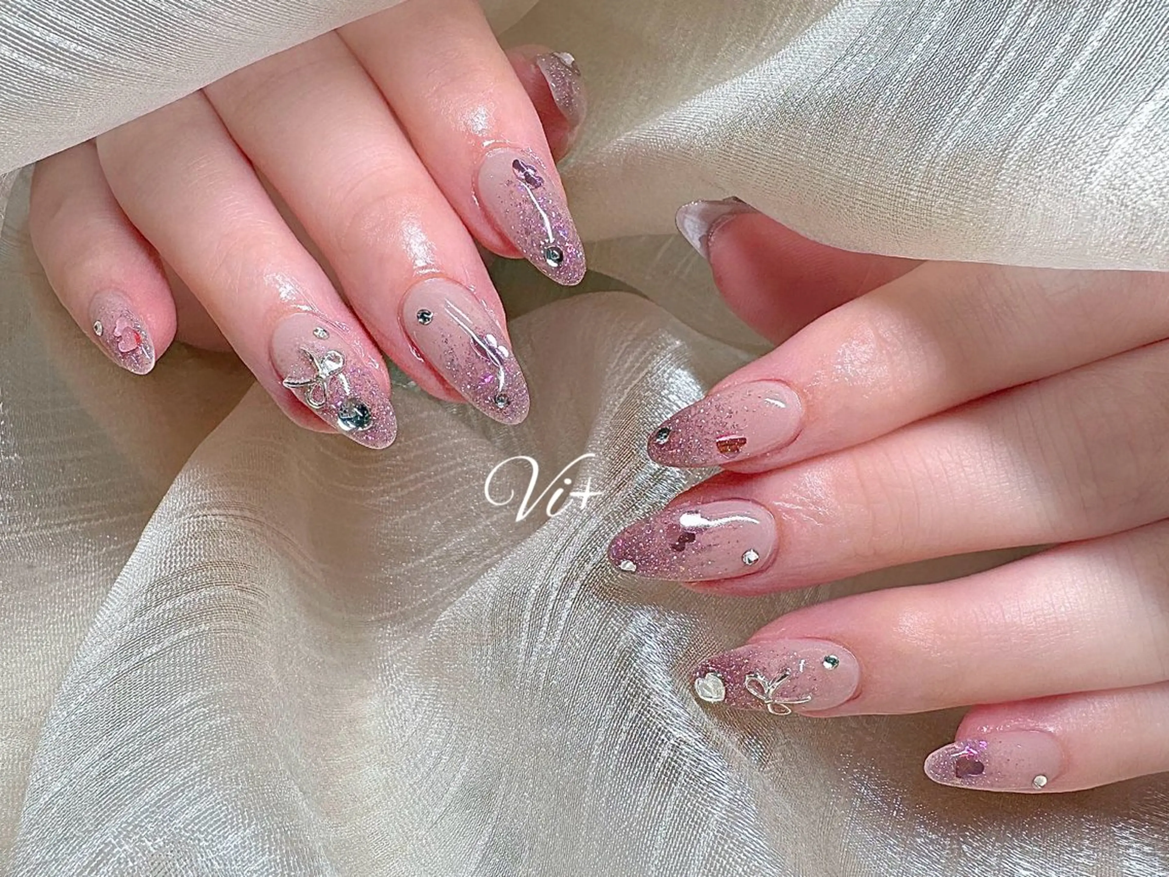 ネイル ハンドネイル ✨Nailsalon Vi+✨のネイルデザイン