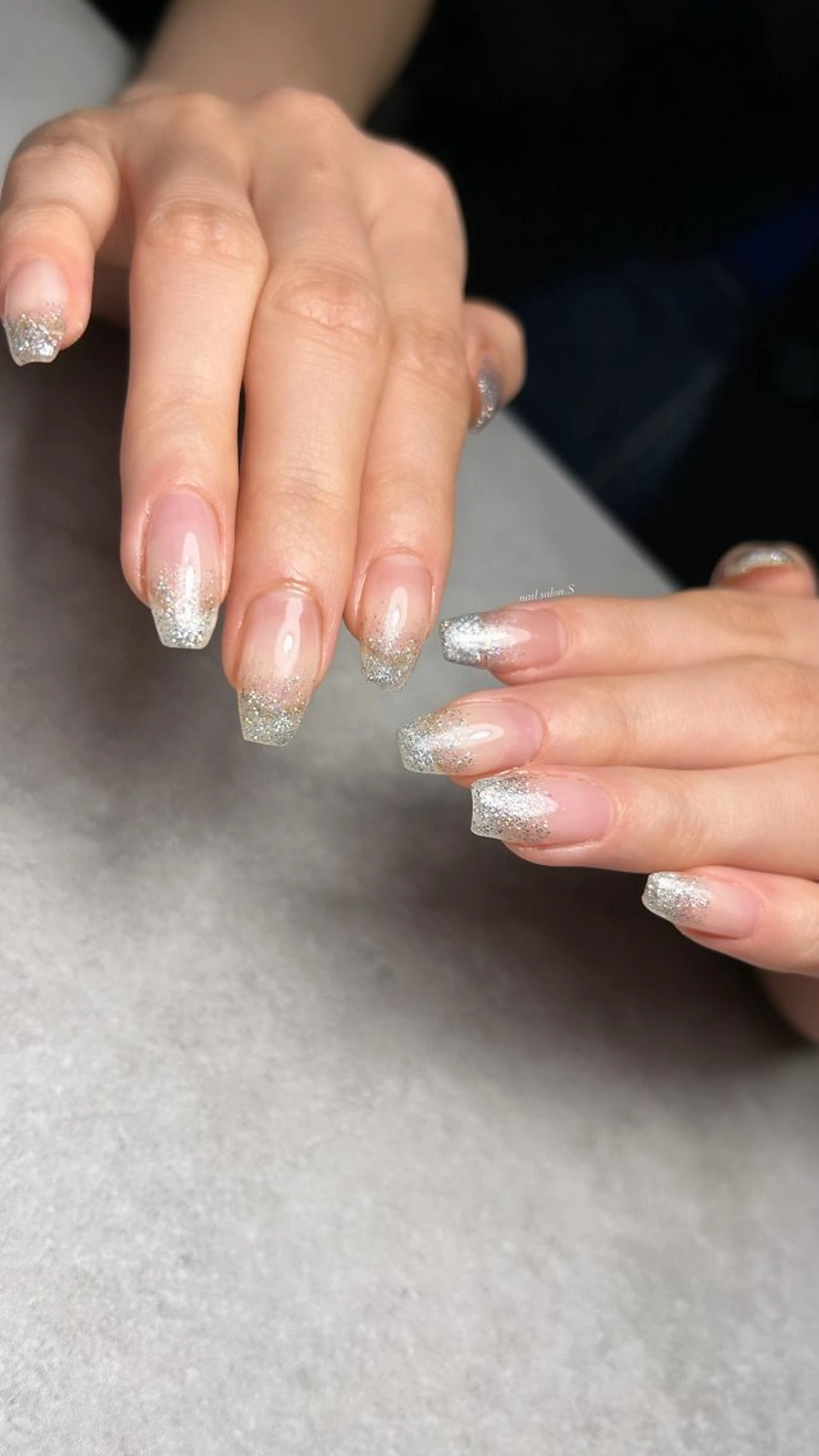 ネイル グラデーション ラメ(グリッター) ラメグラデーション ハンドネイル 関山 志乃のネイルデザイン