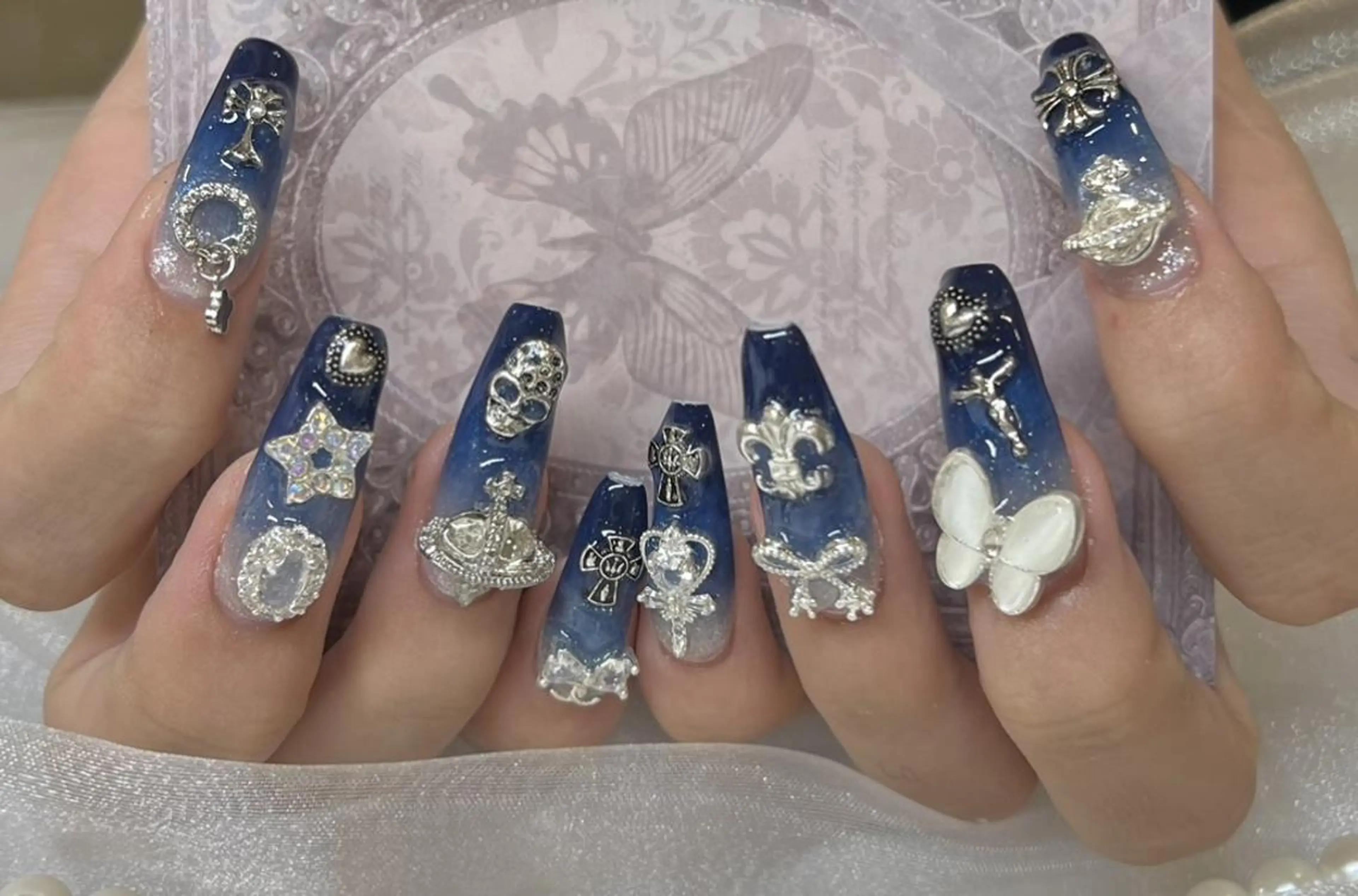 ネイル Nini Nail Salonのネイルデザイン