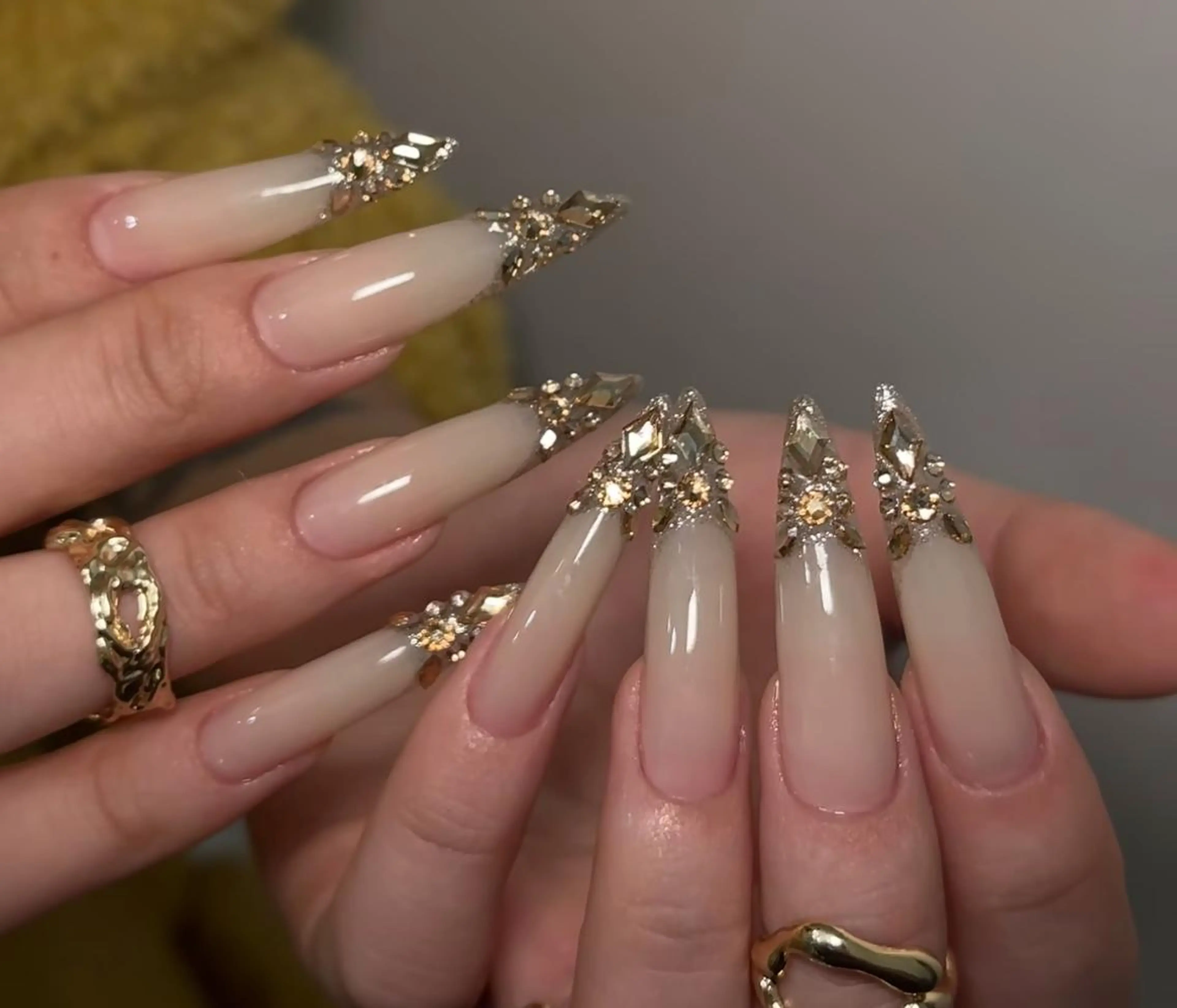 ネイル ハンドネイル 🎀 Ayaka_nailのネイルデザイン