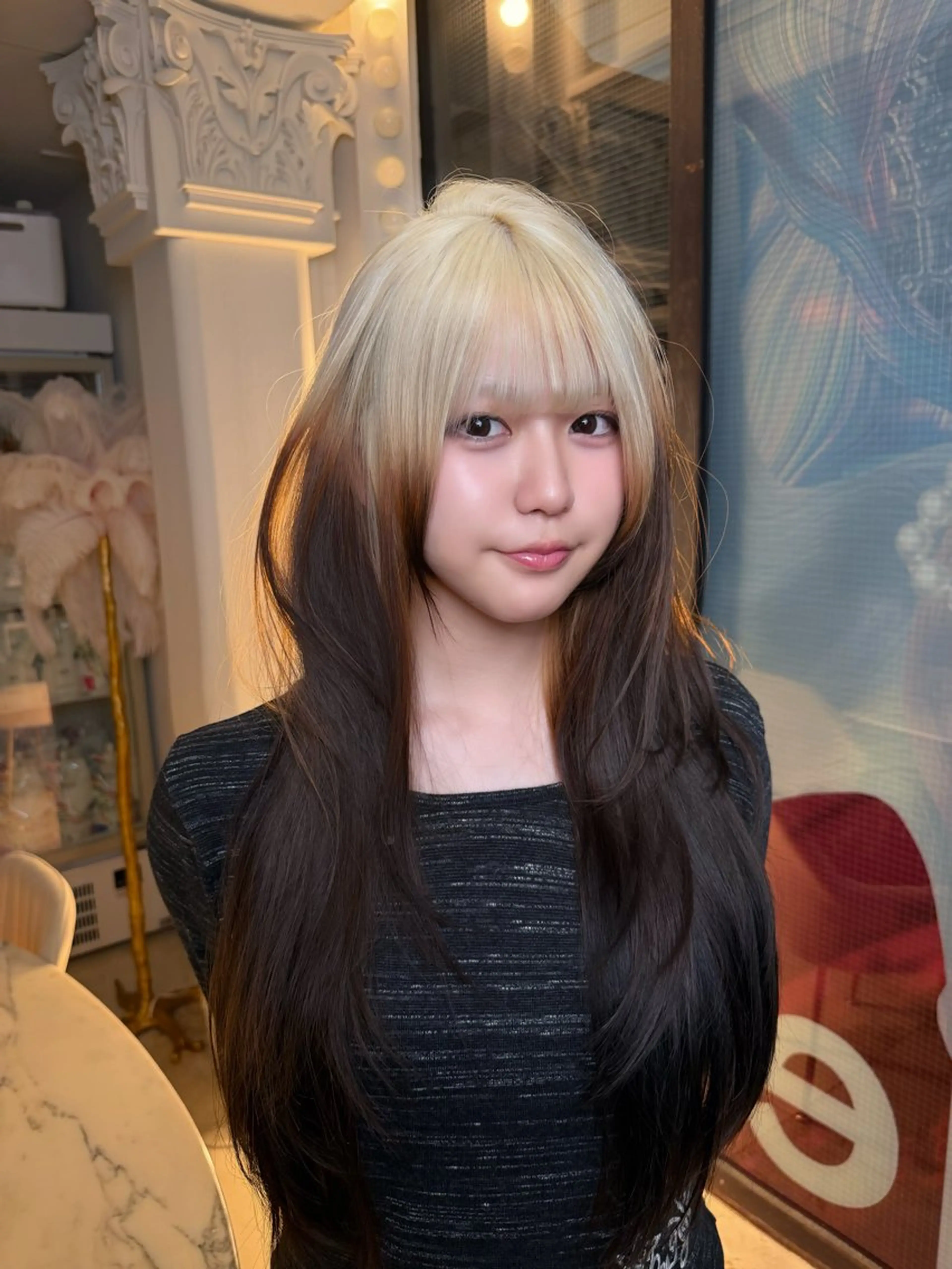 ロング カラー ブリーチ ヘアカラー トリートメント ヘアセット HARUNA/原宿/ デザイン/カットのヘアスタイル