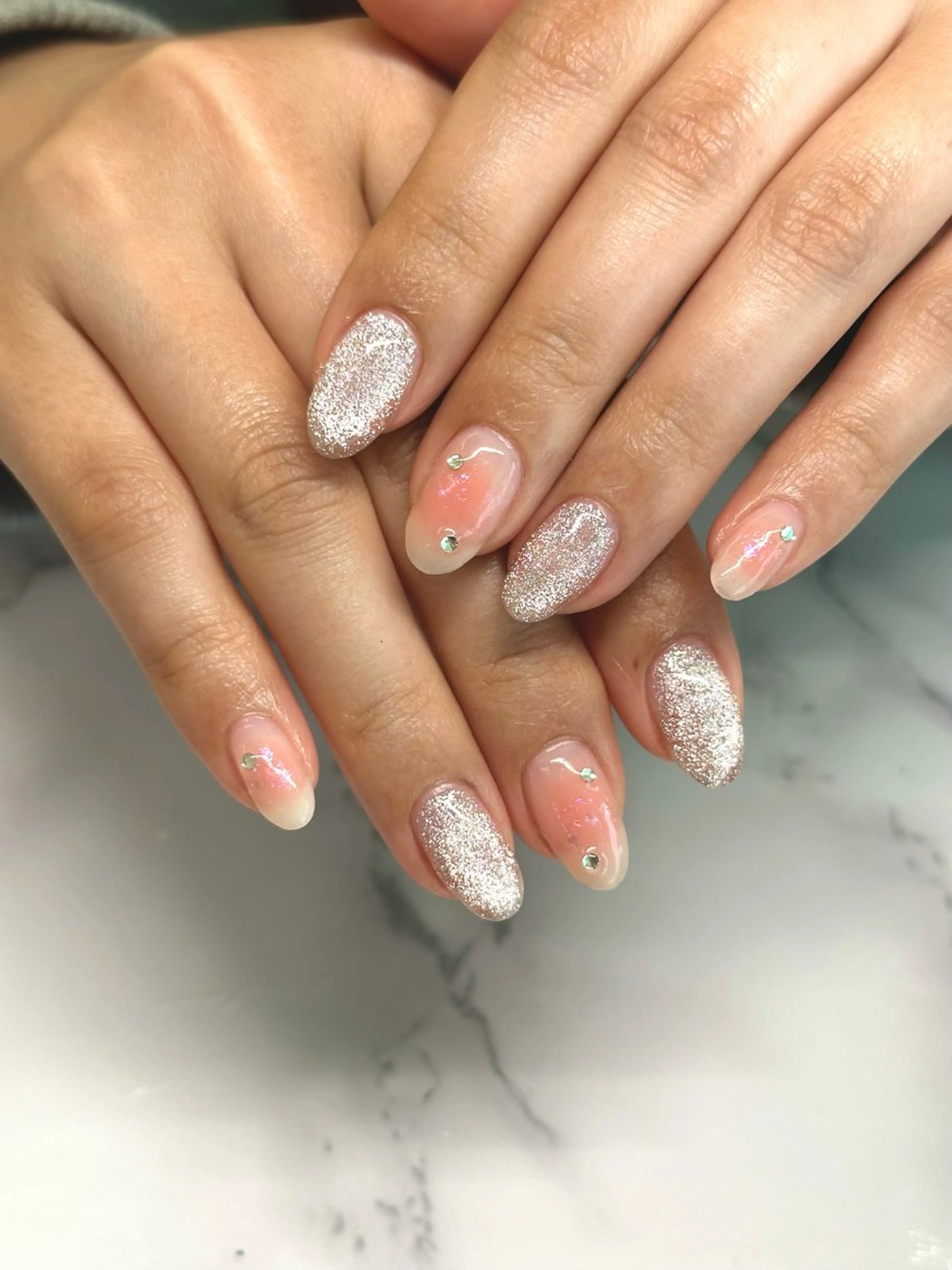 ネイル ハンドネイル salon iris 🦋北広島市大曲のネイルデザイン