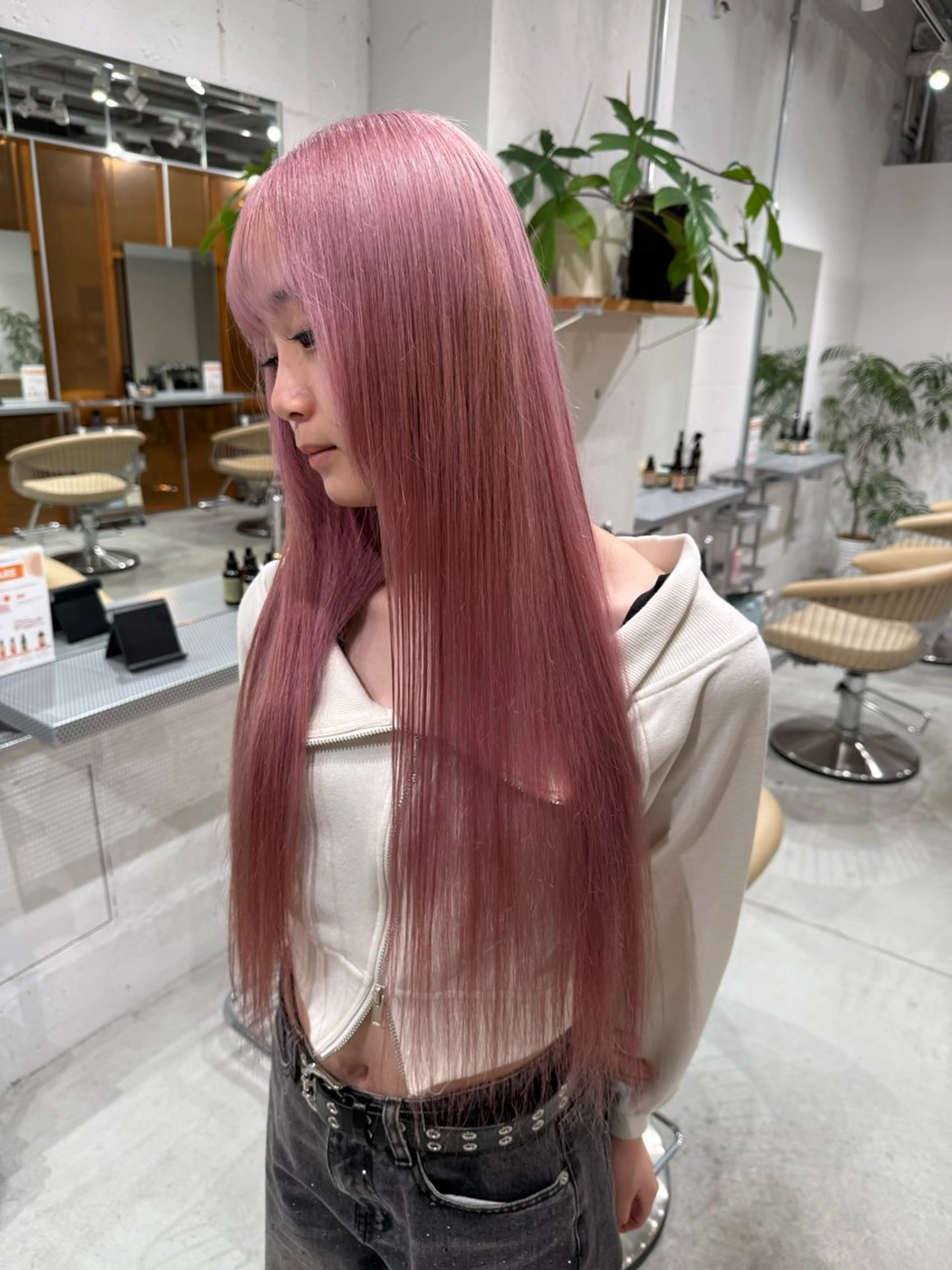 【平日限定‼️】🍓イメチェンブリーチカラー🍓の写真