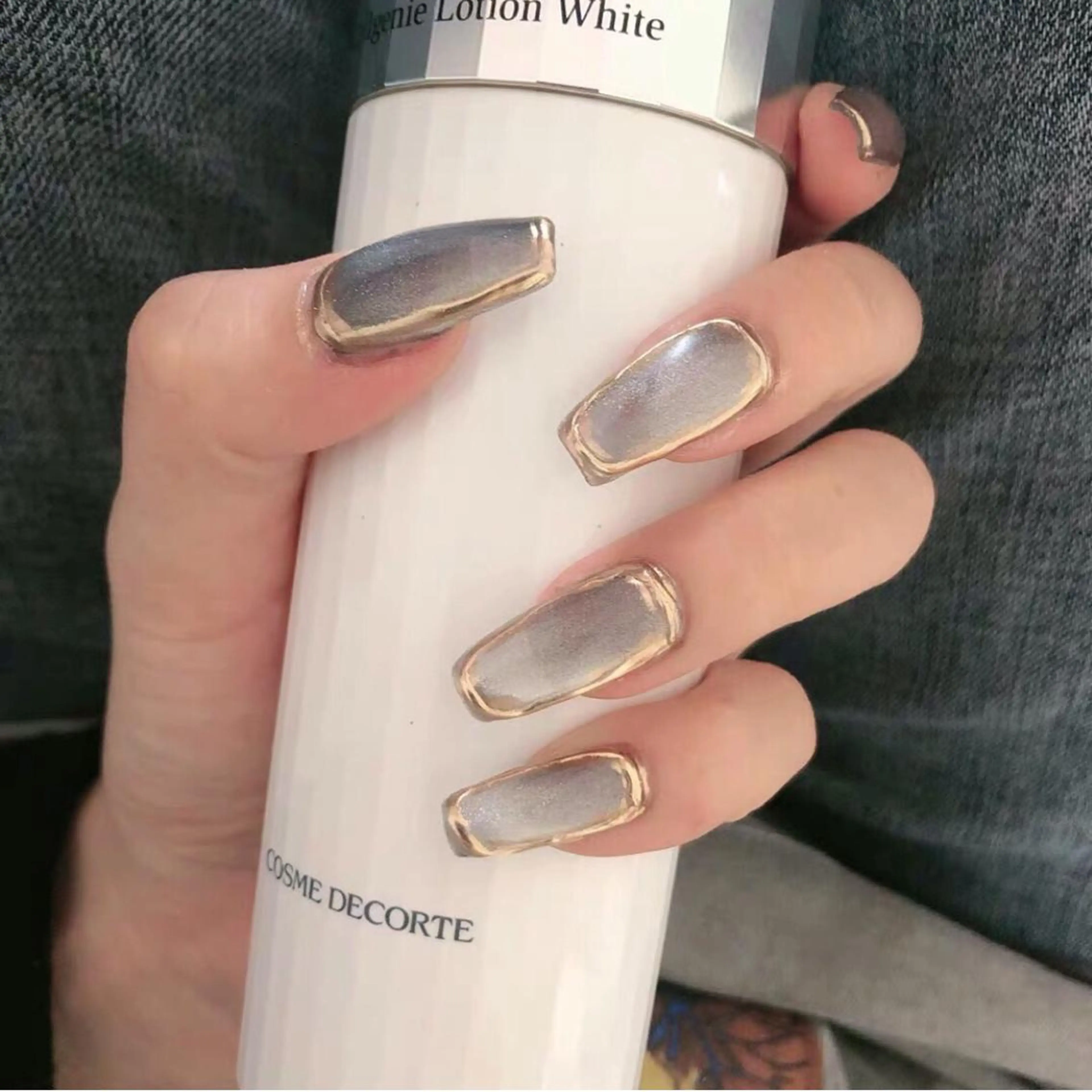 ネイル マグネットネイル Vanilla nail salonのネイルデザイン