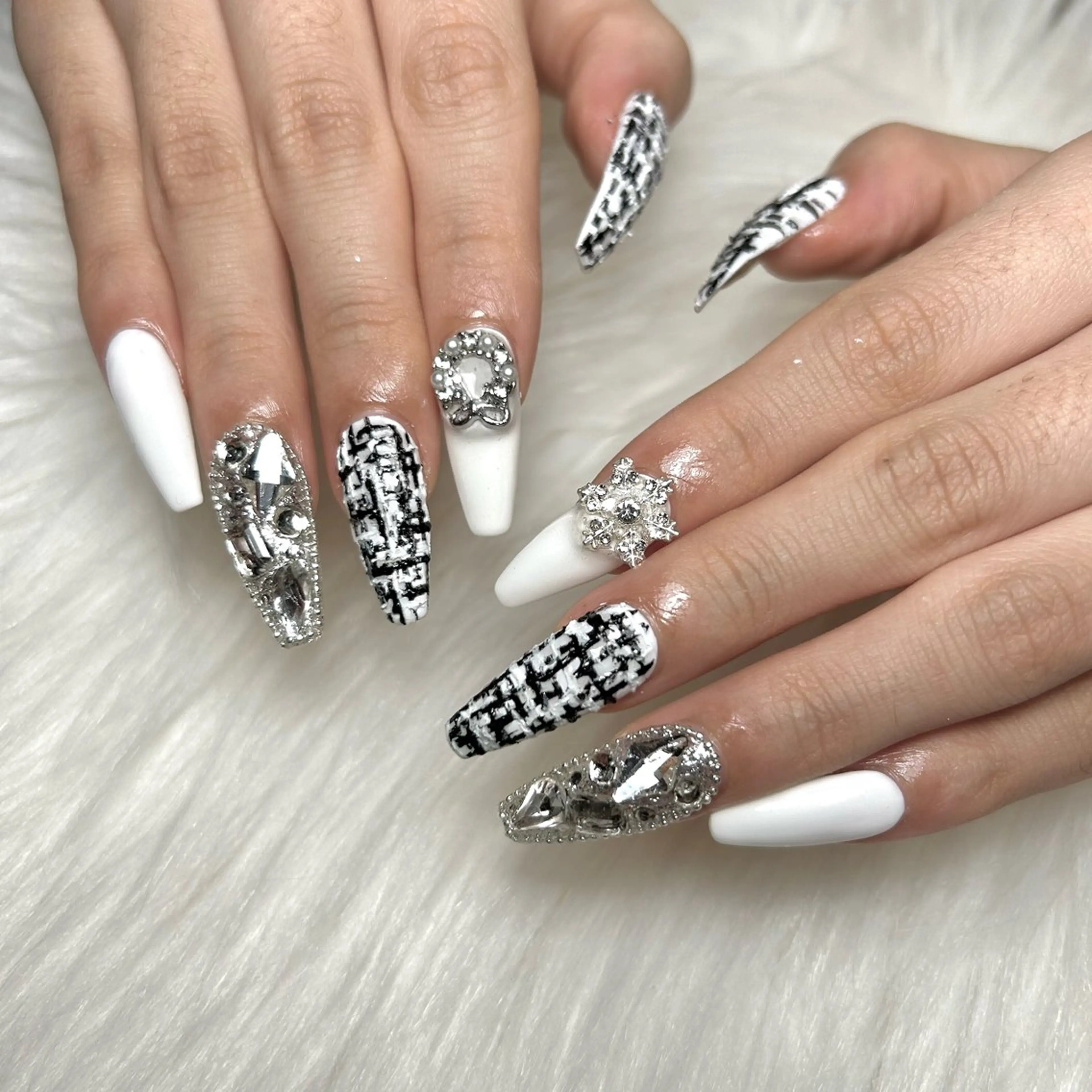 ネイル moumou nailのネイルデザイン