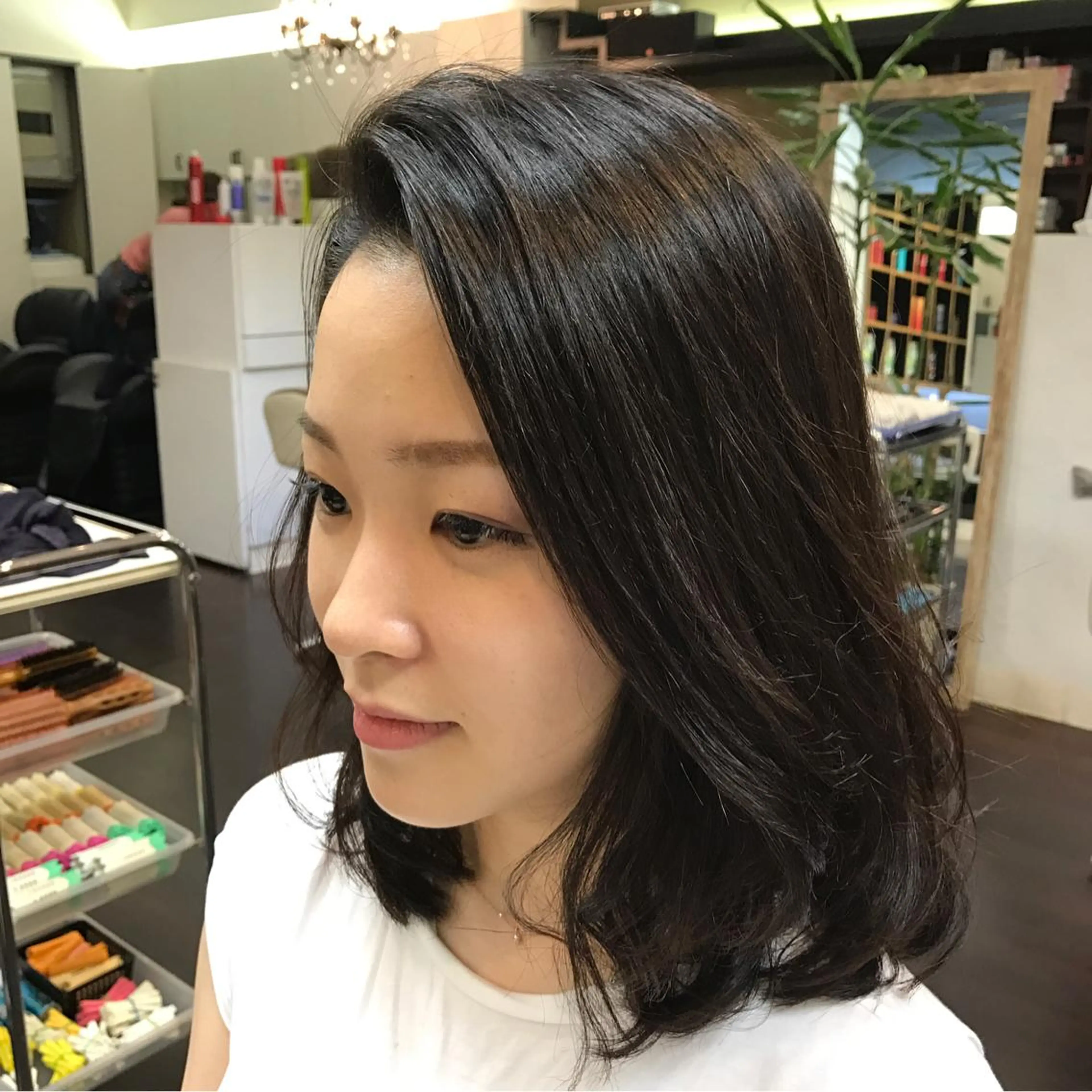 ミディアム パーマ 前之園 ひかるのヘアスタイル
