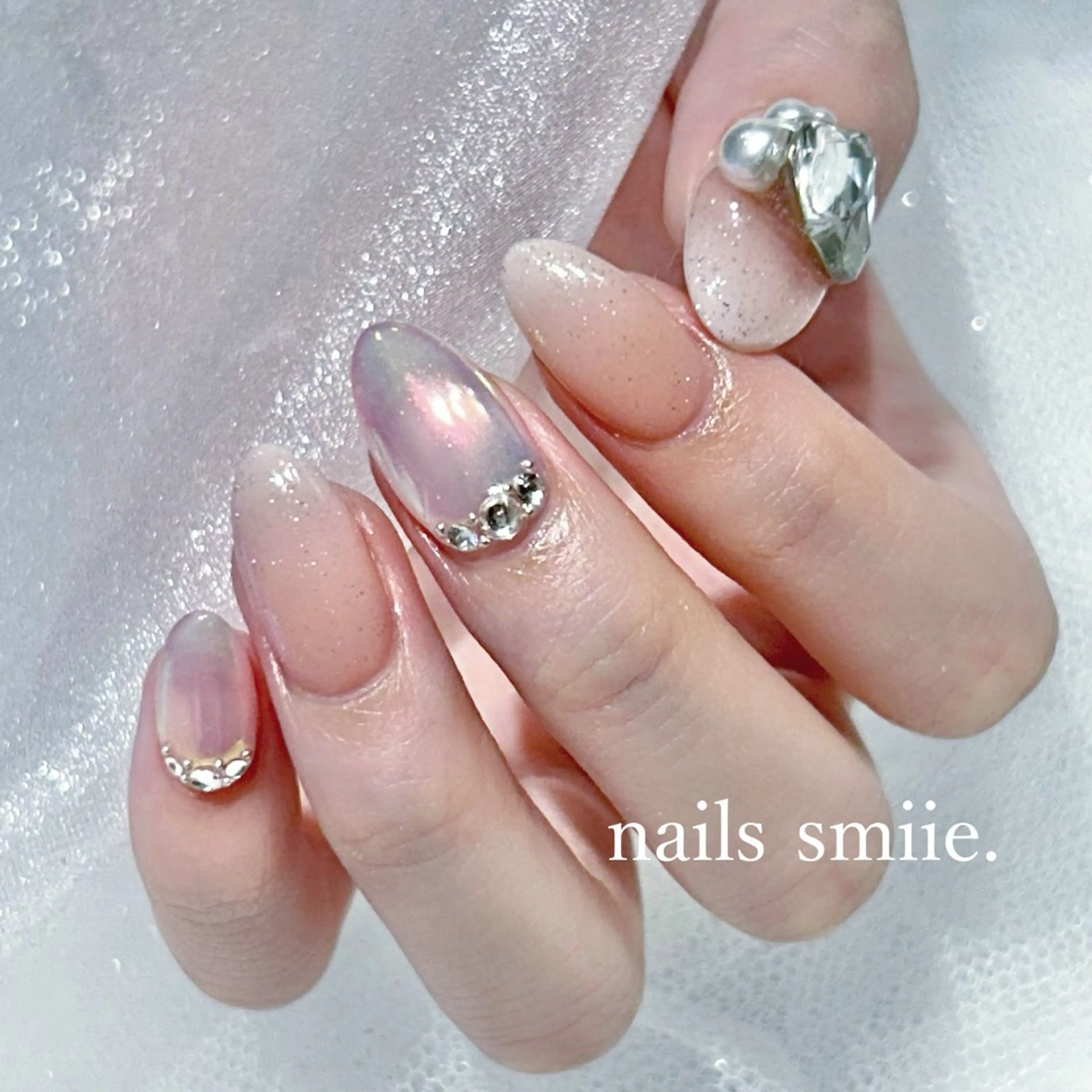 ネイル nails smiie.のネイルデザイン