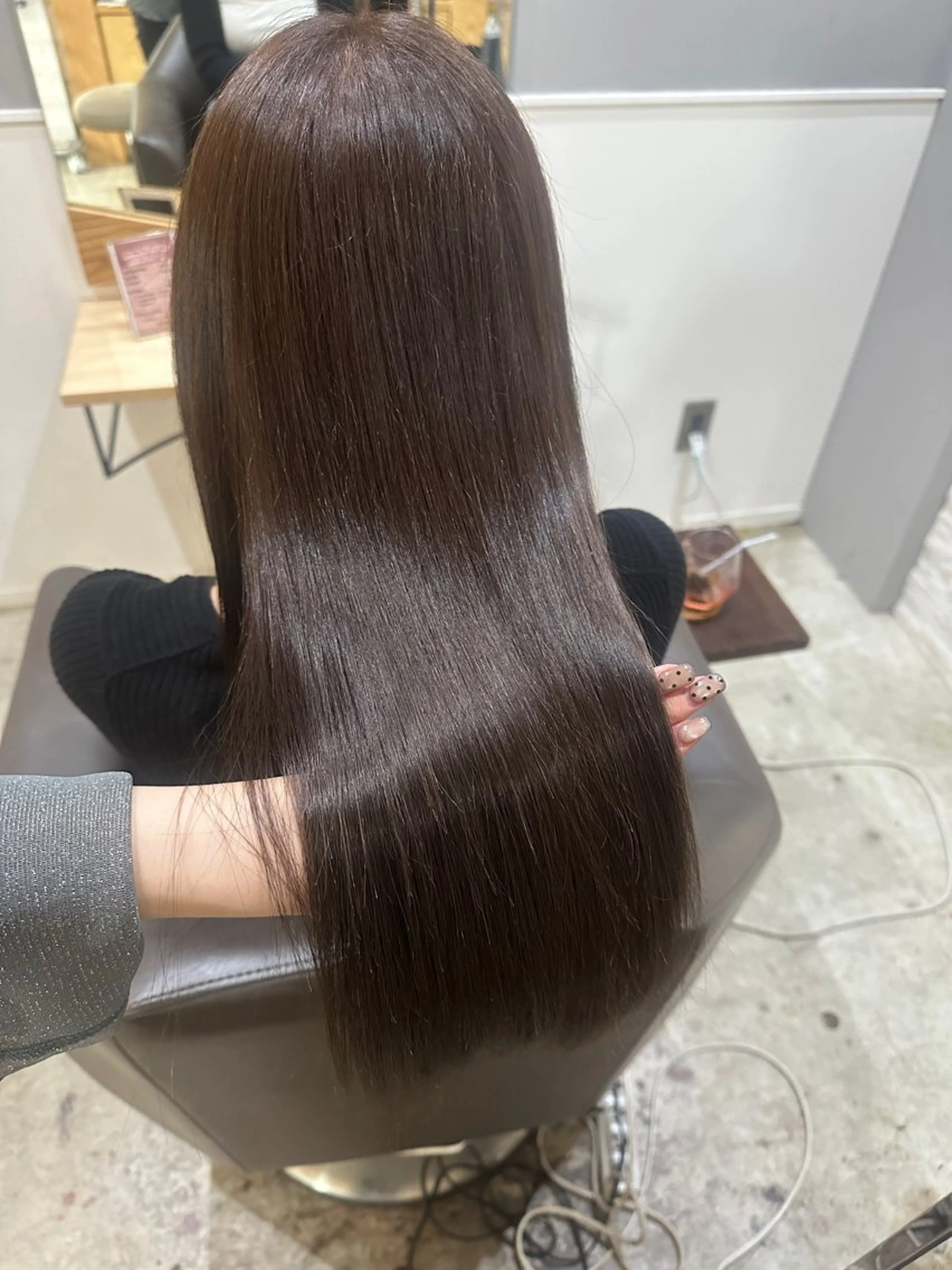 ミディアム ヘアカラー トリートメント miloc MOMOKAのヘアスタイル