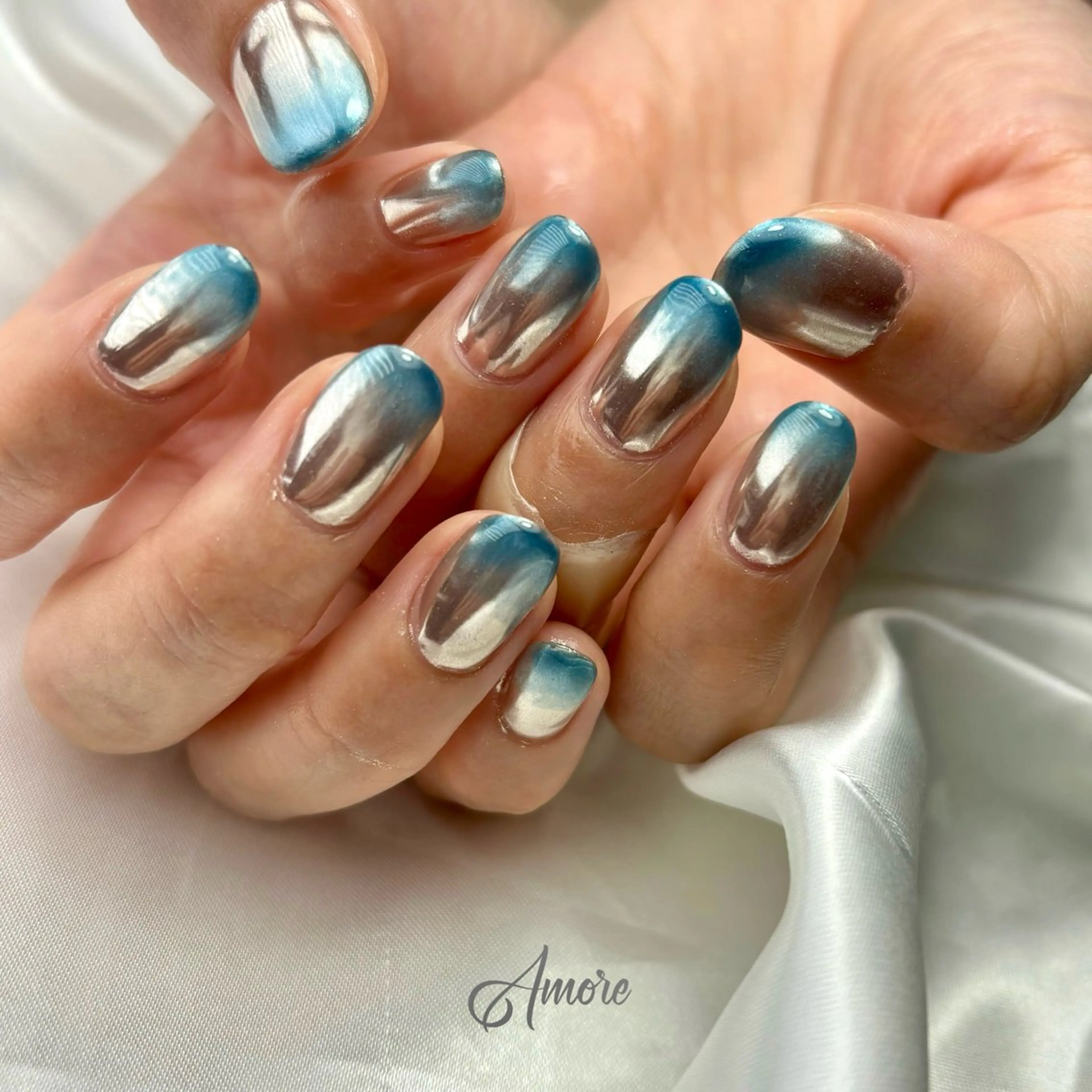 ネイル ジェルネイル キラキラネイル 韓国ネイル マグネットネイル パラジェル You kyehwaのネイルデザイン