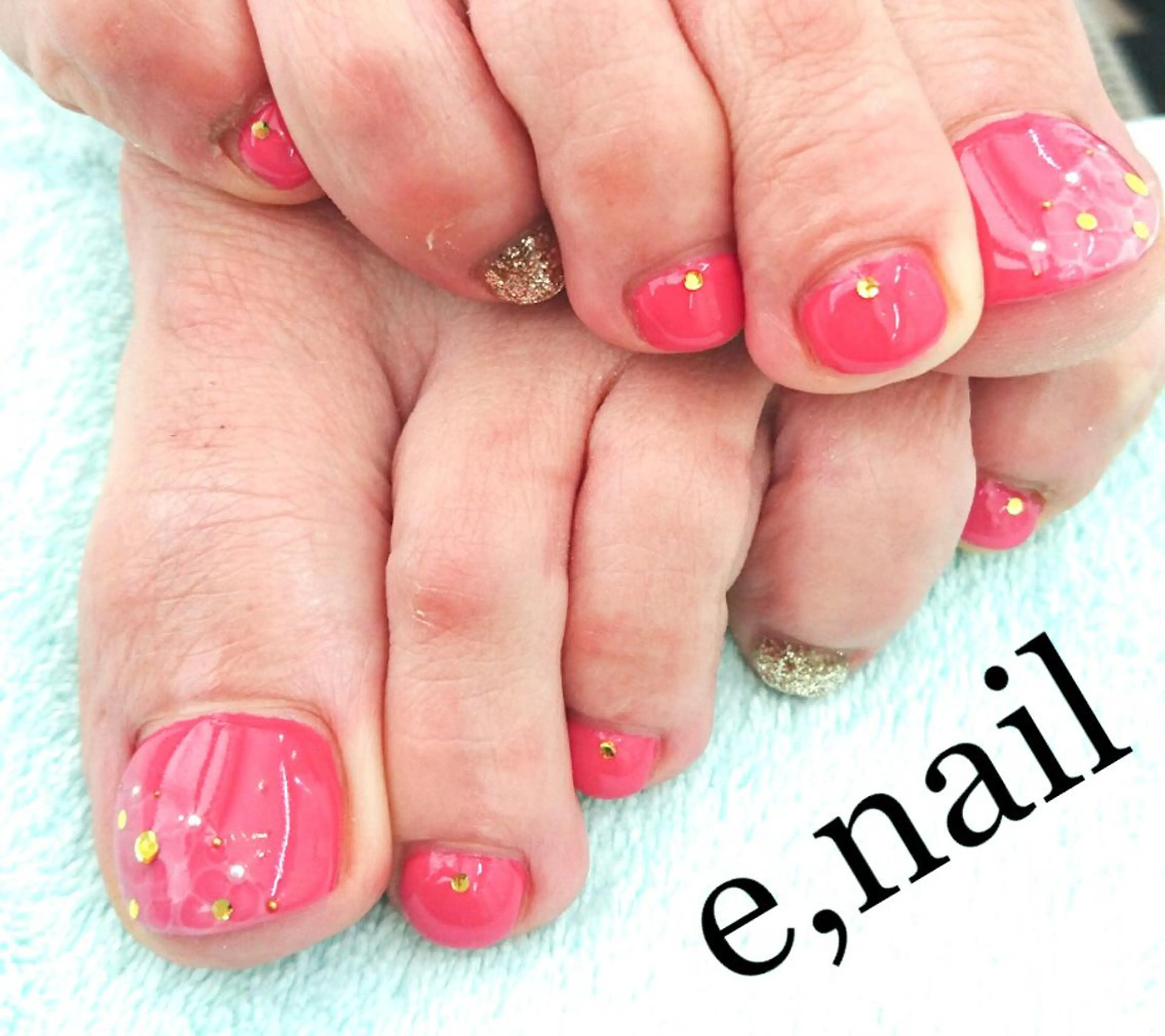 e.nail所属・和賀井 恵理のネイルデザイン