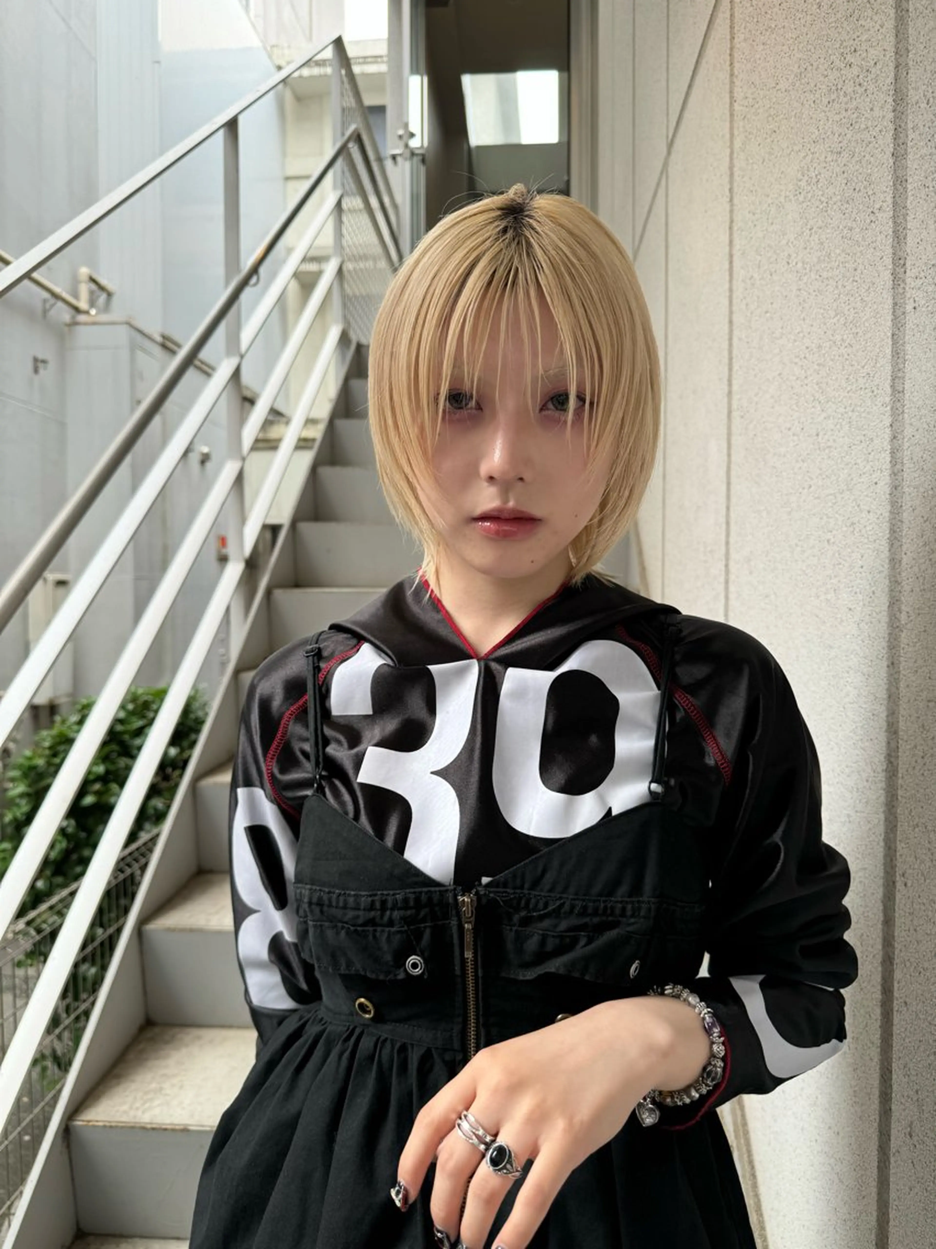 ミディアム カラー レイヤー MINX伊藤なず菜のヘアスタイル