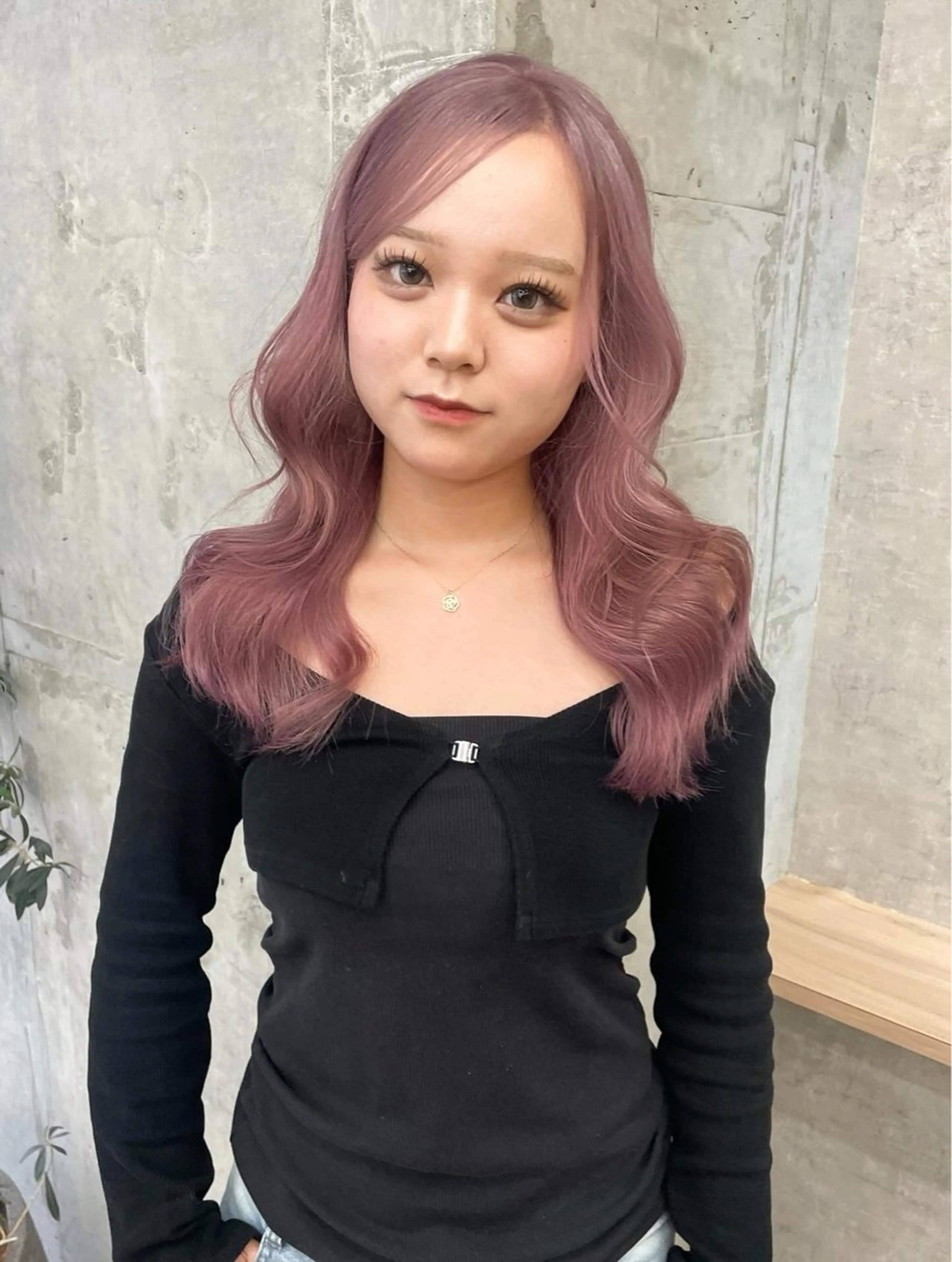 セミロング カラー ブリーチ ケアブリーチ ダブルカラー ラベンダーカラー ピンクカラー ヘアカラー ブリーチ/ベージュ 💕/momoaのヘアスタイル