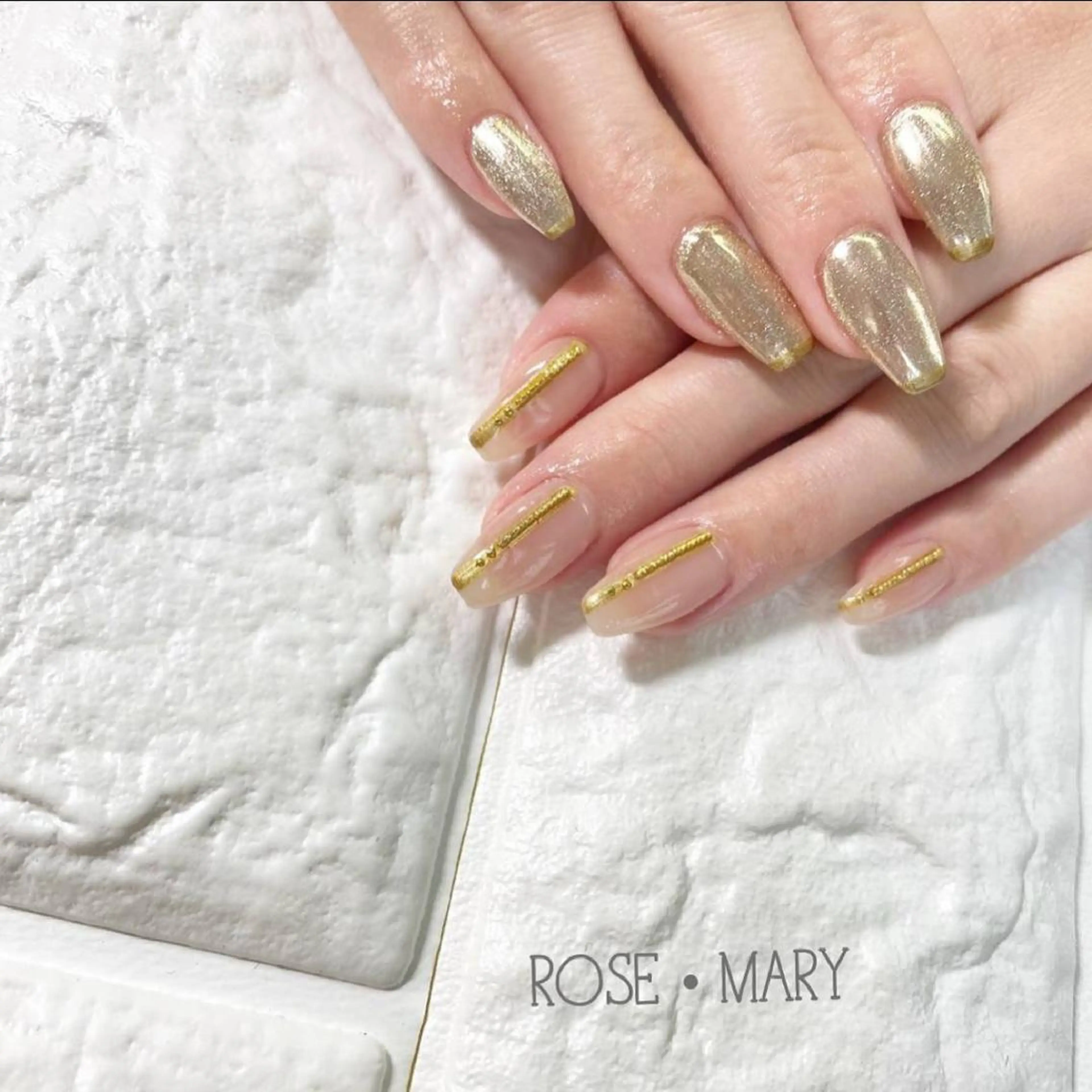 セミロング ネイル ハンドネイル ROSE・ MARY 鈴木のネイルデザイン