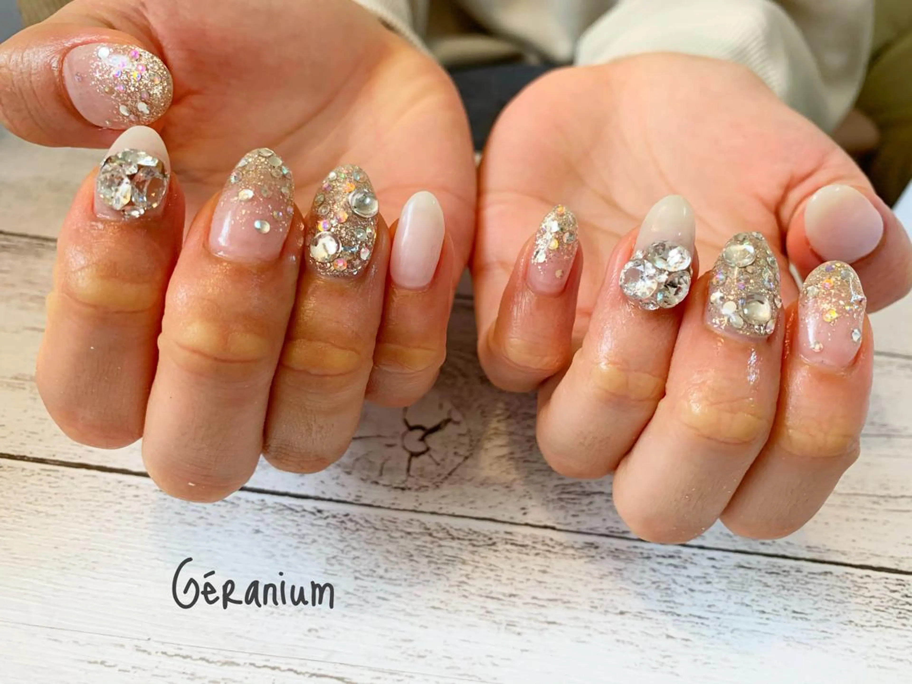 ネイル ハンドネイル GéRanium Harukaのネイルデザイン
