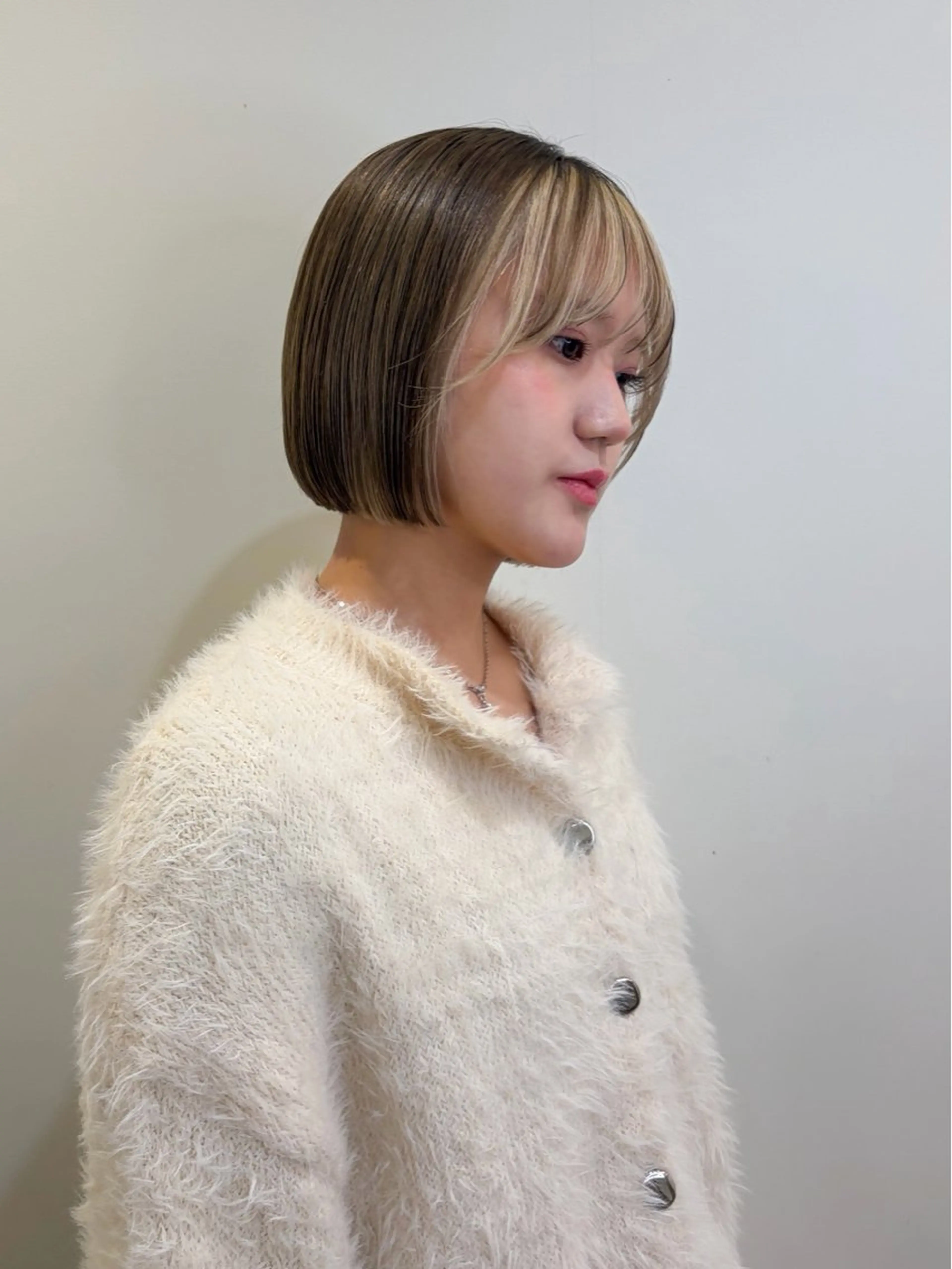 【人気No.1🌟】  カット + 艶髪カラー +  3stepトリートメントの写真