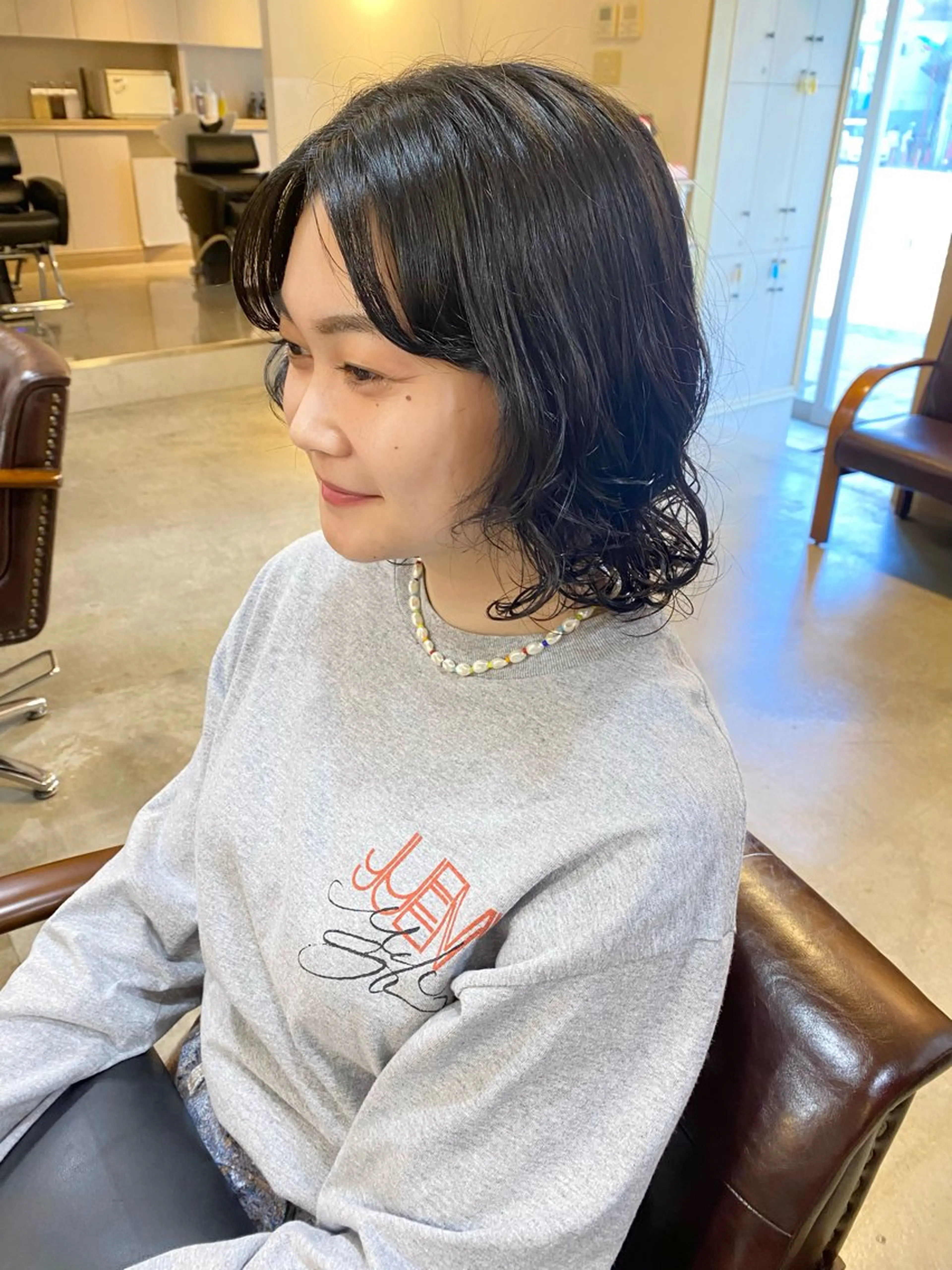 ミディアム パーマ ミディアムパーマ ウルフカット カット レイヤーカット/ 根本瑠実のヘアスタイル