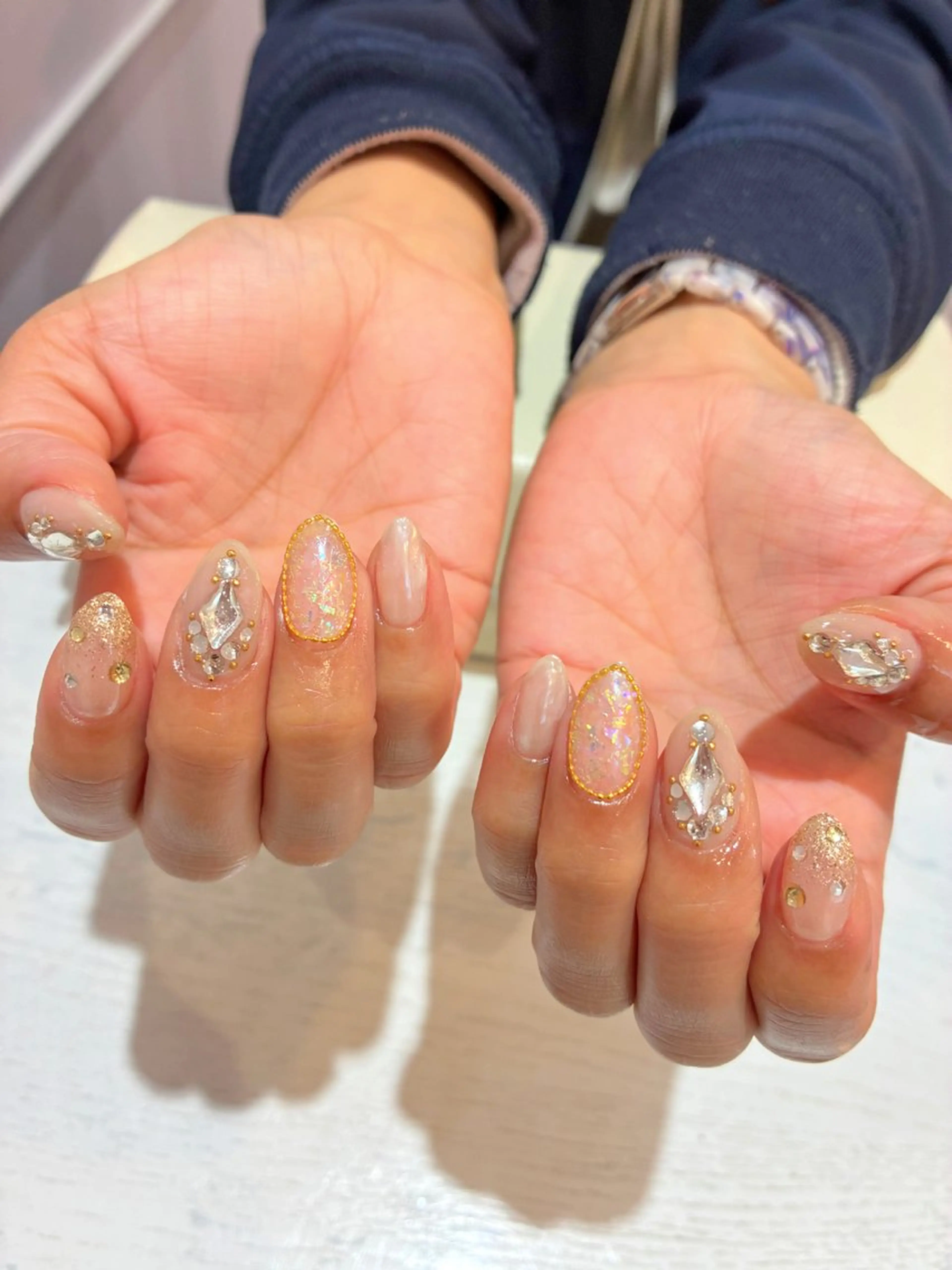 ネイル Nest 岩崎のネイルデザイン