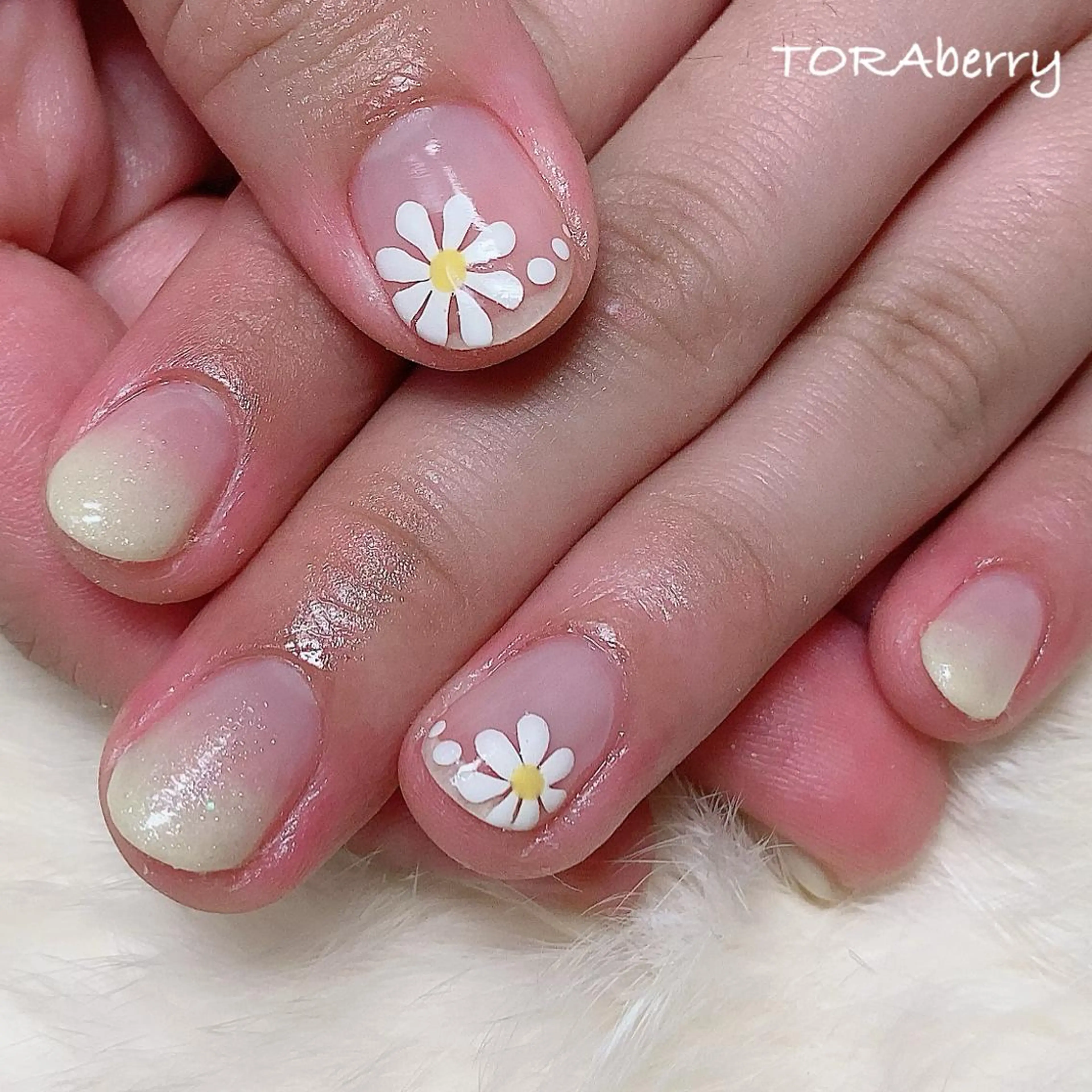 ネイル ネイリスト なつみのネイルデザイン