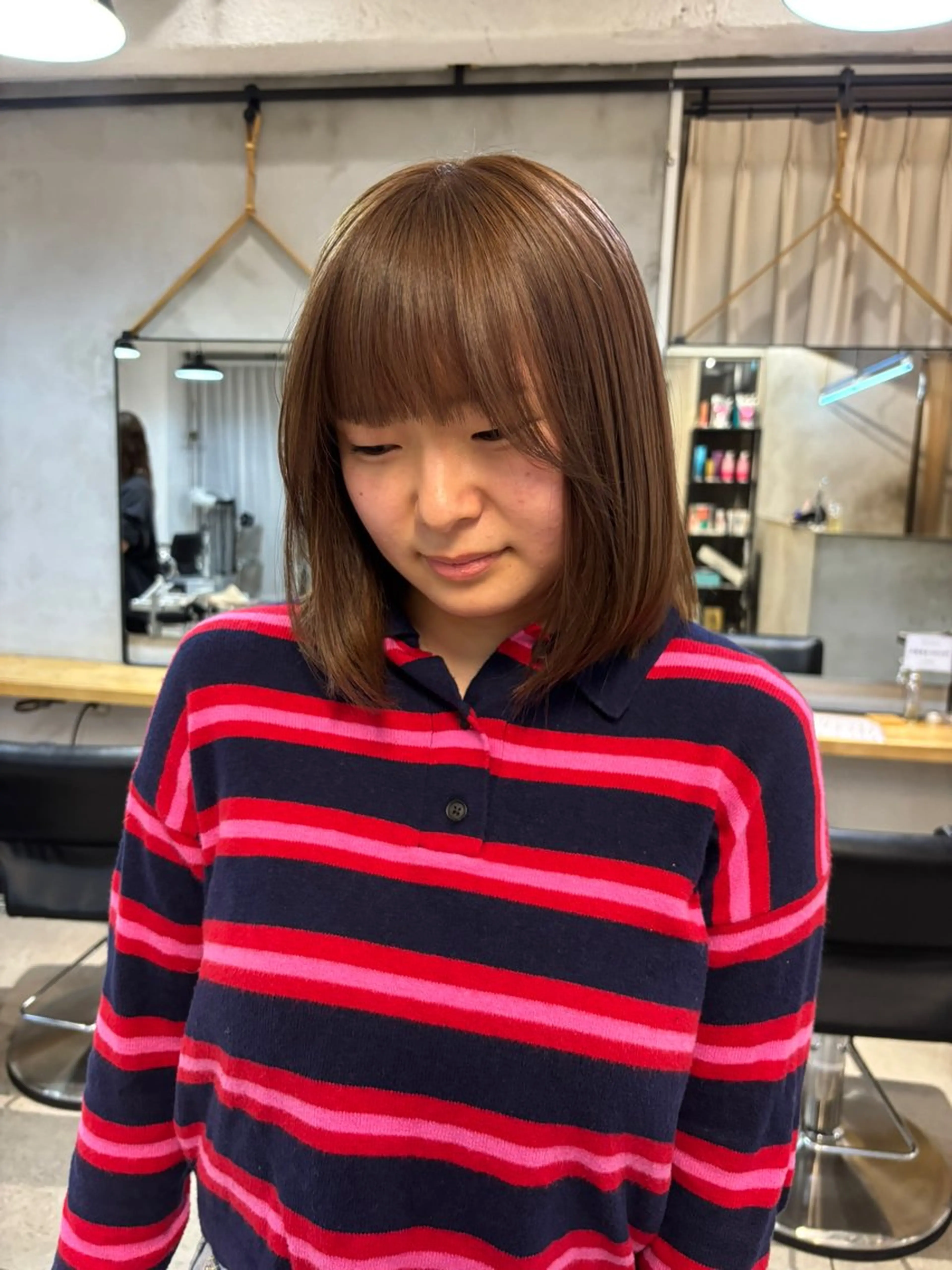 ミディアム カット ヘアカラー トリートメント 盛れる透明感カラー・ momokaのヘアスタイル