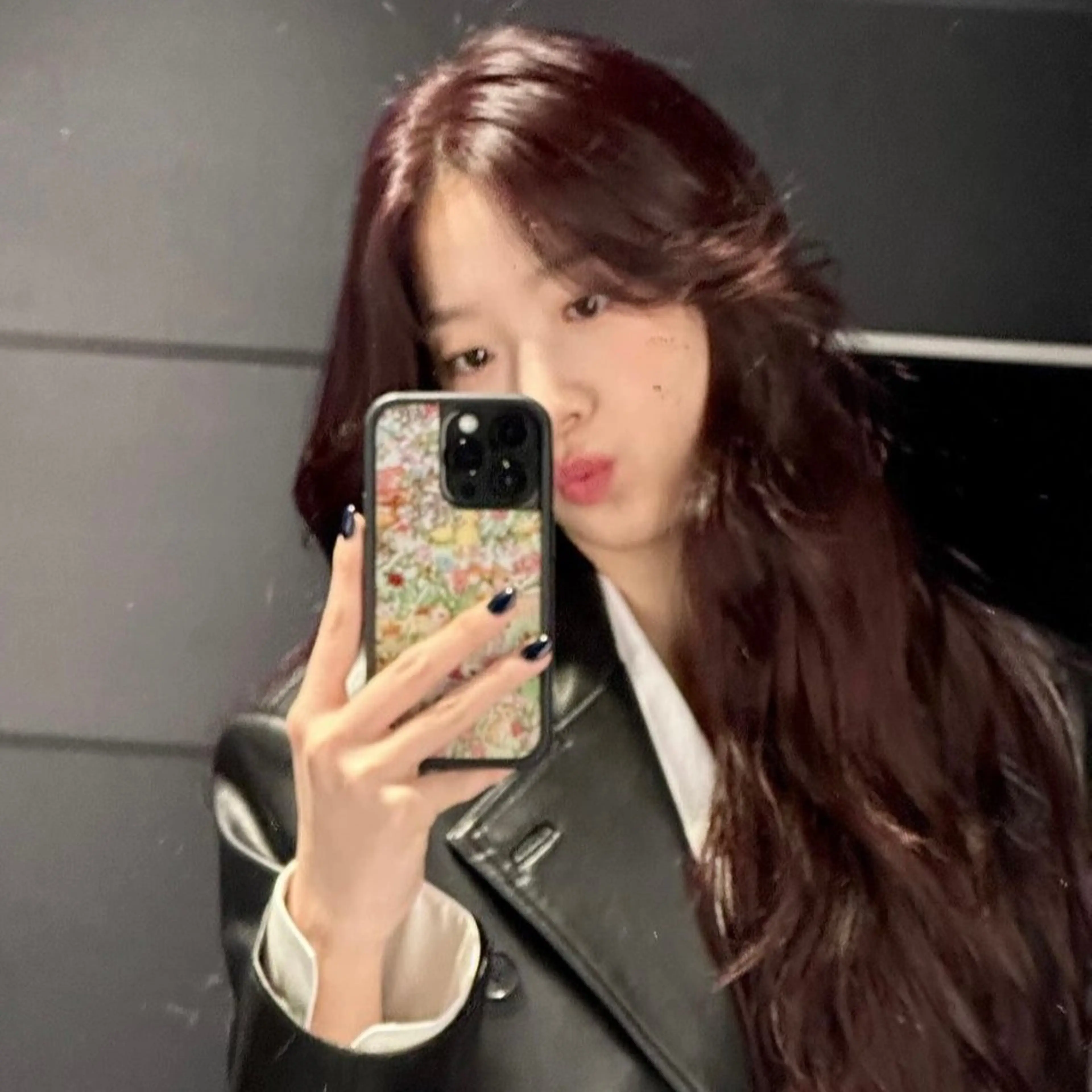 ロング カラー ブリーチ ケアブリーチ 透明感カラー ダブルカラー ブリーチなしカラー ヘアカラー トリートメント nonoka オリーブ/レイヤーのヘアスタイル