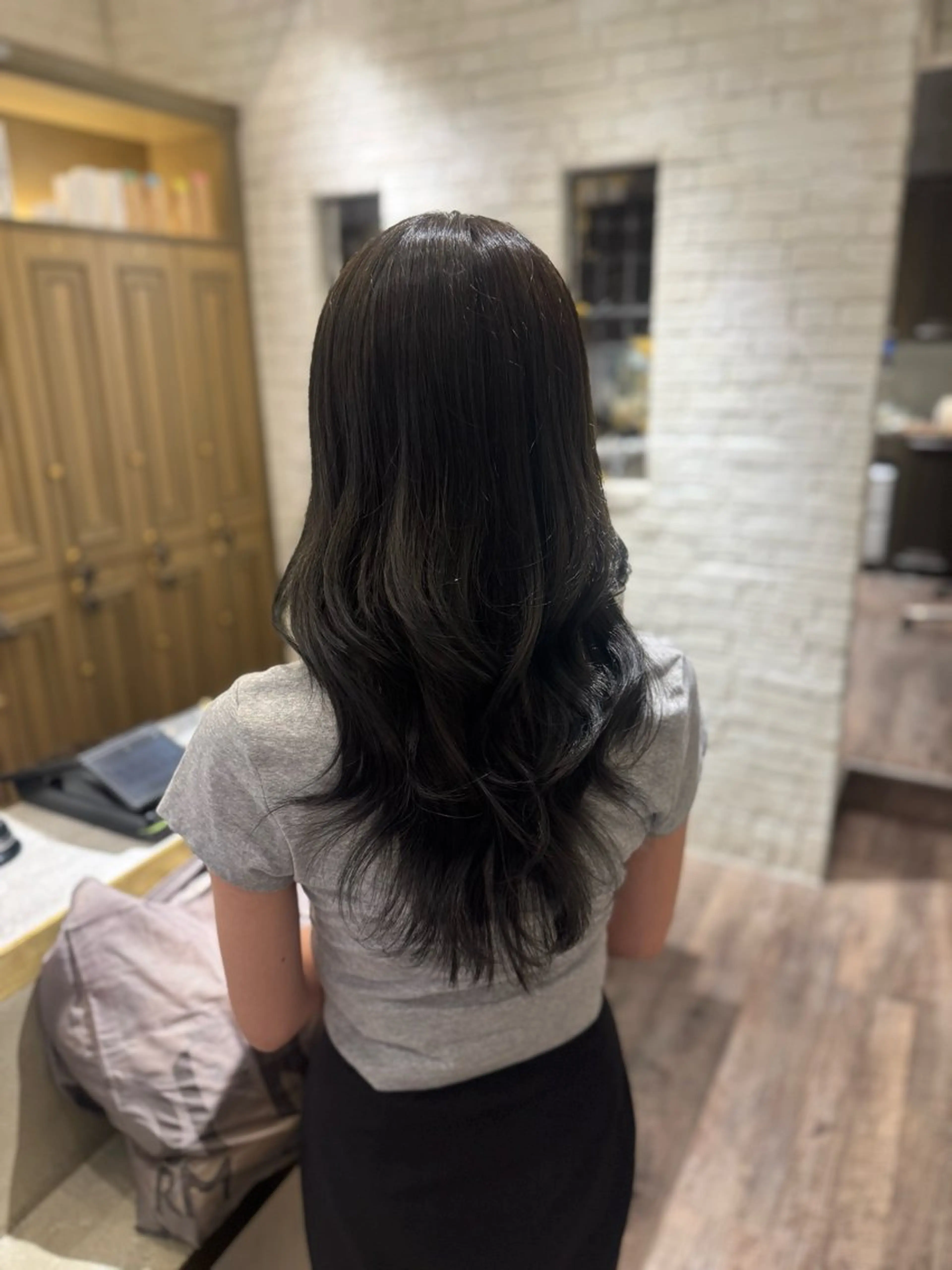 カラー ベージュカラー ブリーチ ブラウンカラー 透明感カラー オリーブベージュ Tiffa銀座所属・TiffaGINZA /Momokaのヘアスタイル