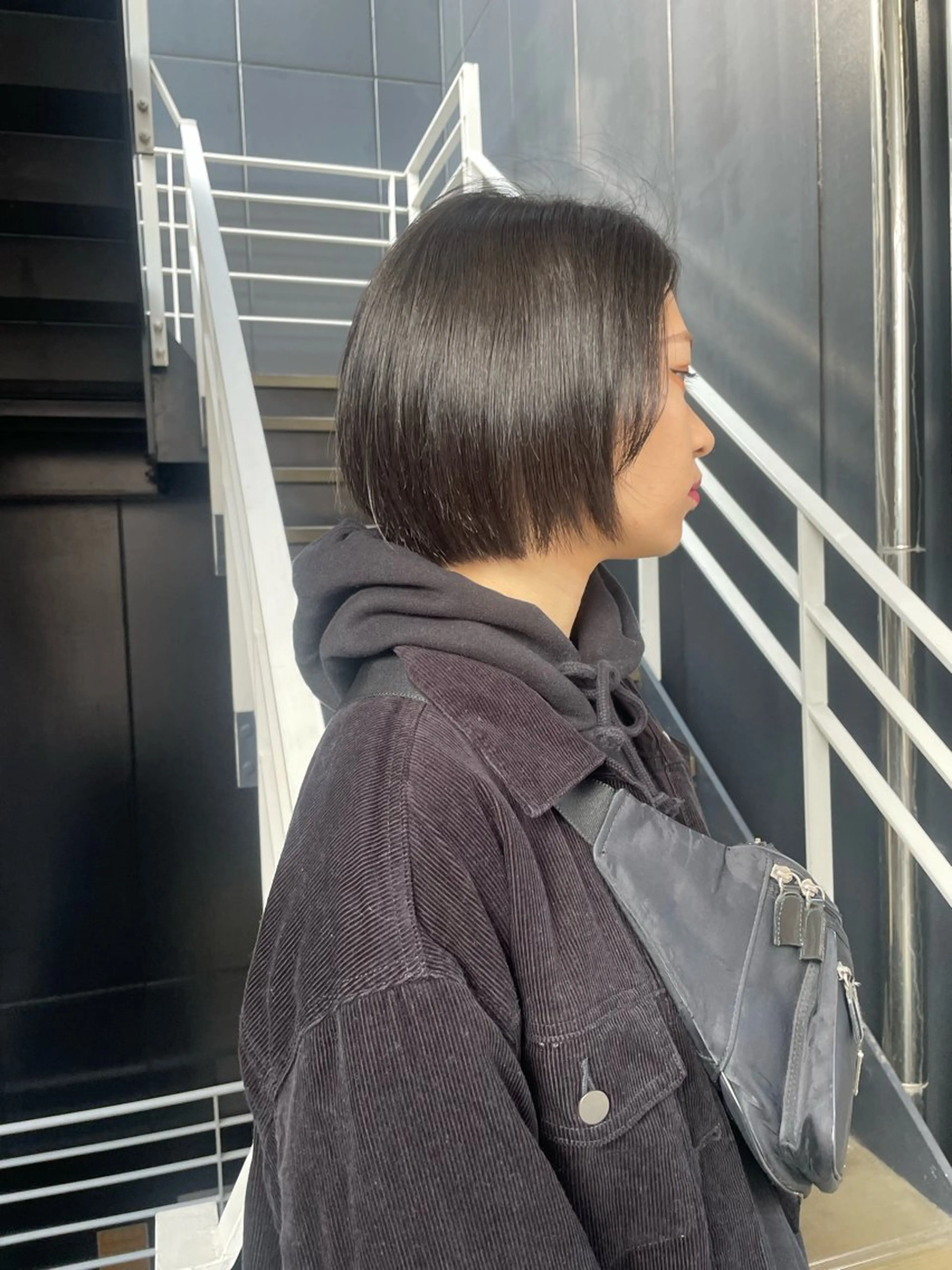 ショート カラー ヘアアレンジ 切りっぱなしボブ ボブ カット 青髪特化🩵 ダブルカラーのヘアスタイル