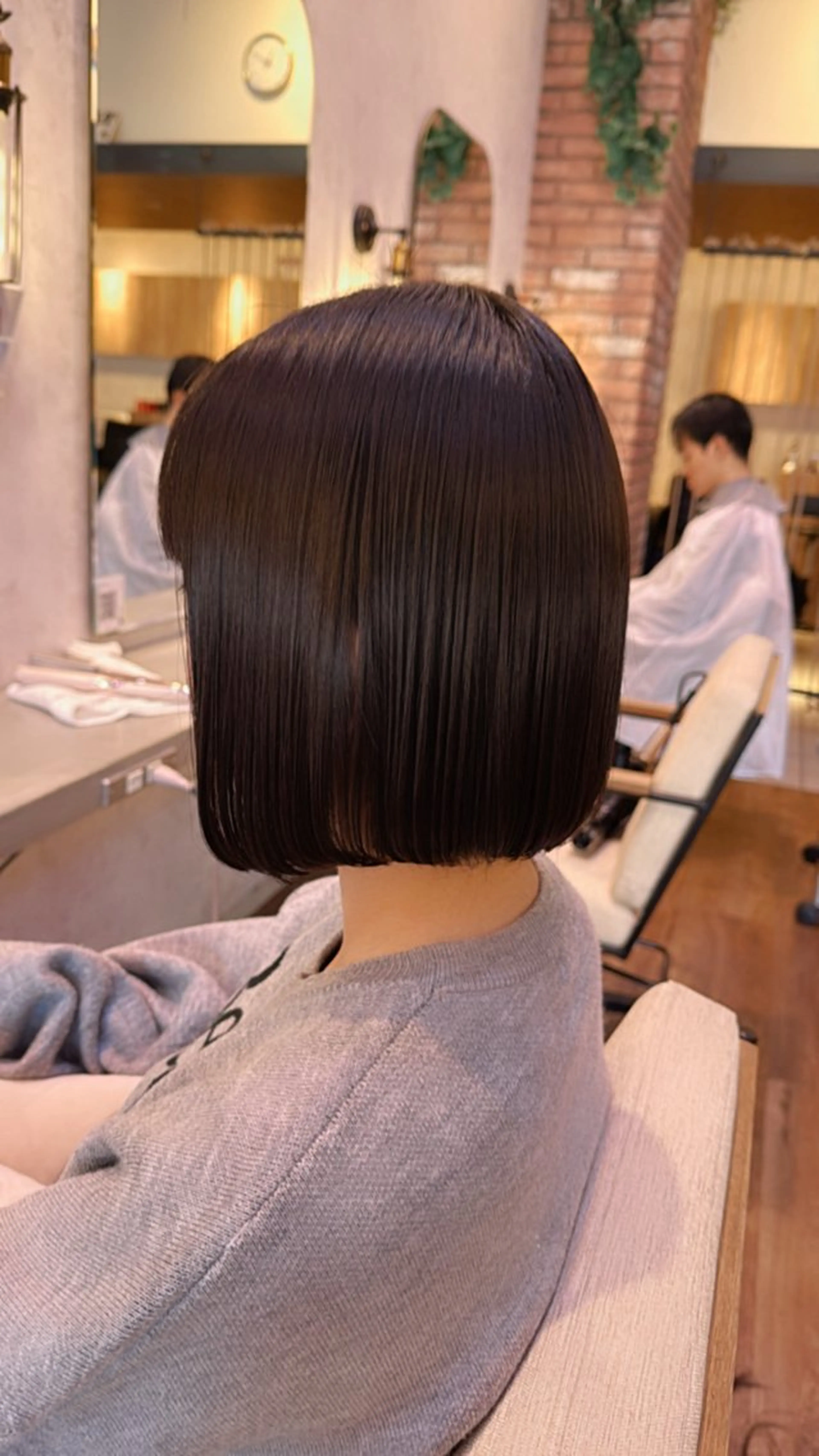 梅田 夢七のヘアスタイル