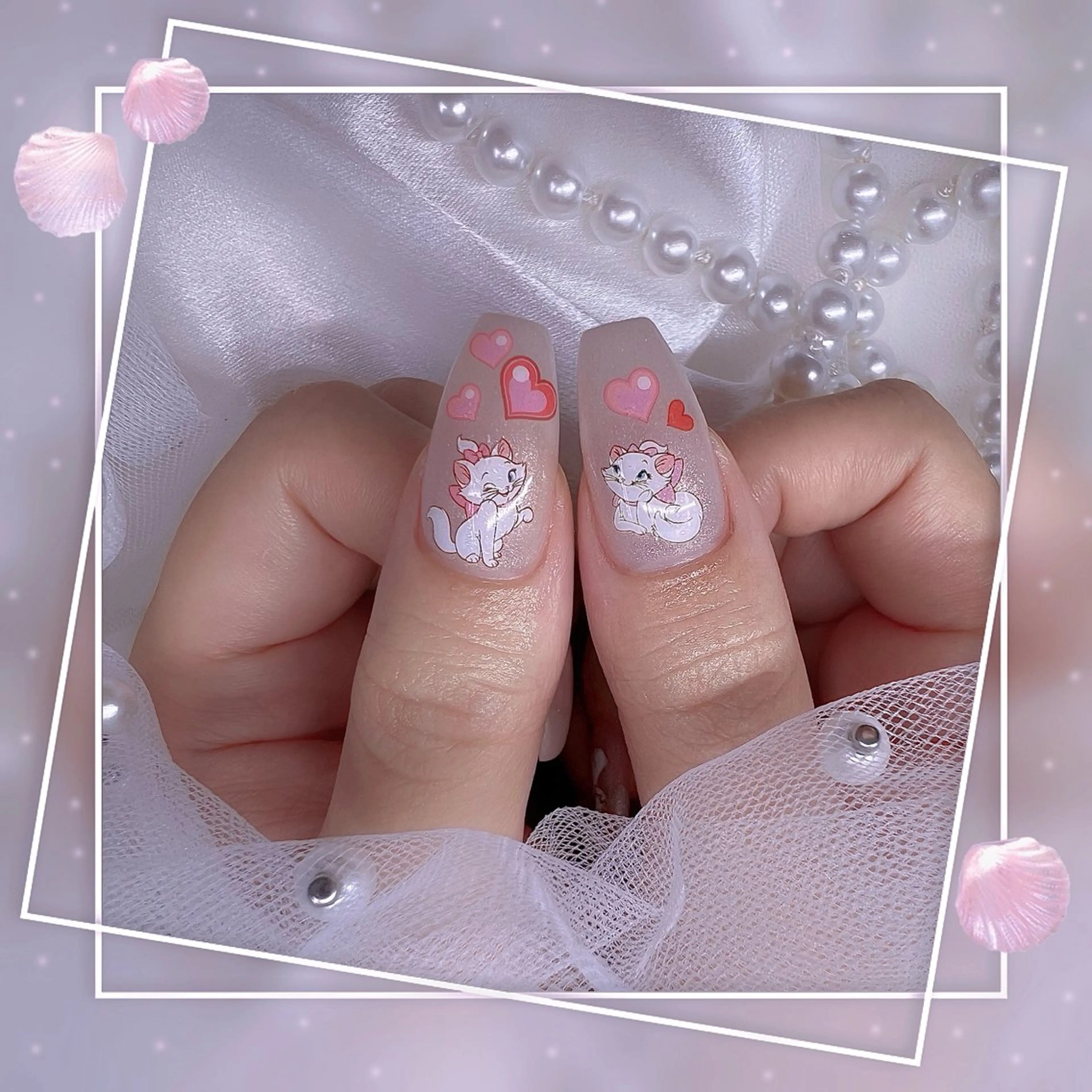 ネイル チークネイル フレンチネイル グラデーション マグネットネイル マグネットフレンチ Chill Nailsalonのネイルデザイン