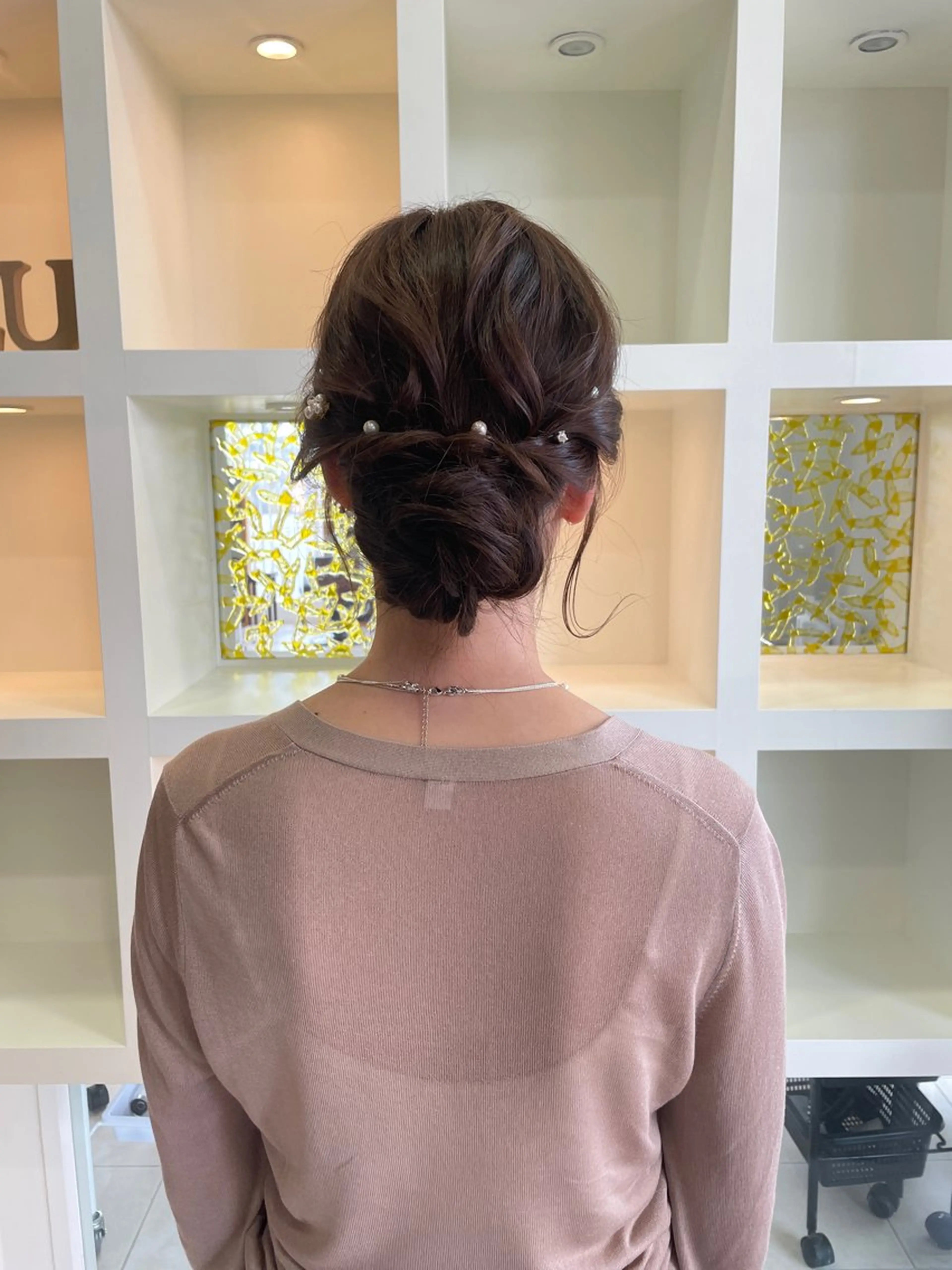 ロング ヘアアレンジ お団子ヘア ロング マキノ キョウカのヘアスタイル