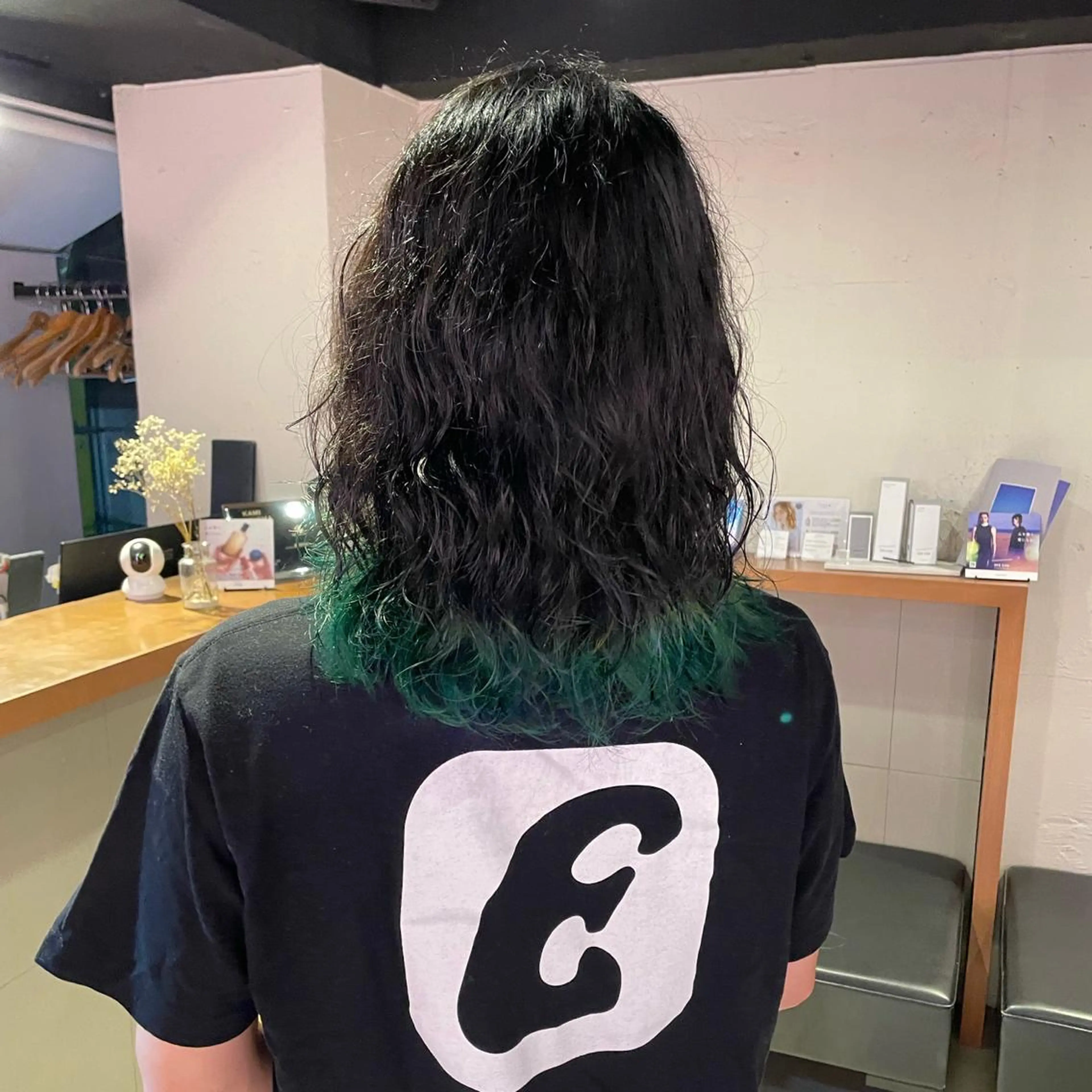 ミディアム カラー 🐺ウルフオタク🐺 ハイトーン/moeのヘアスタイル