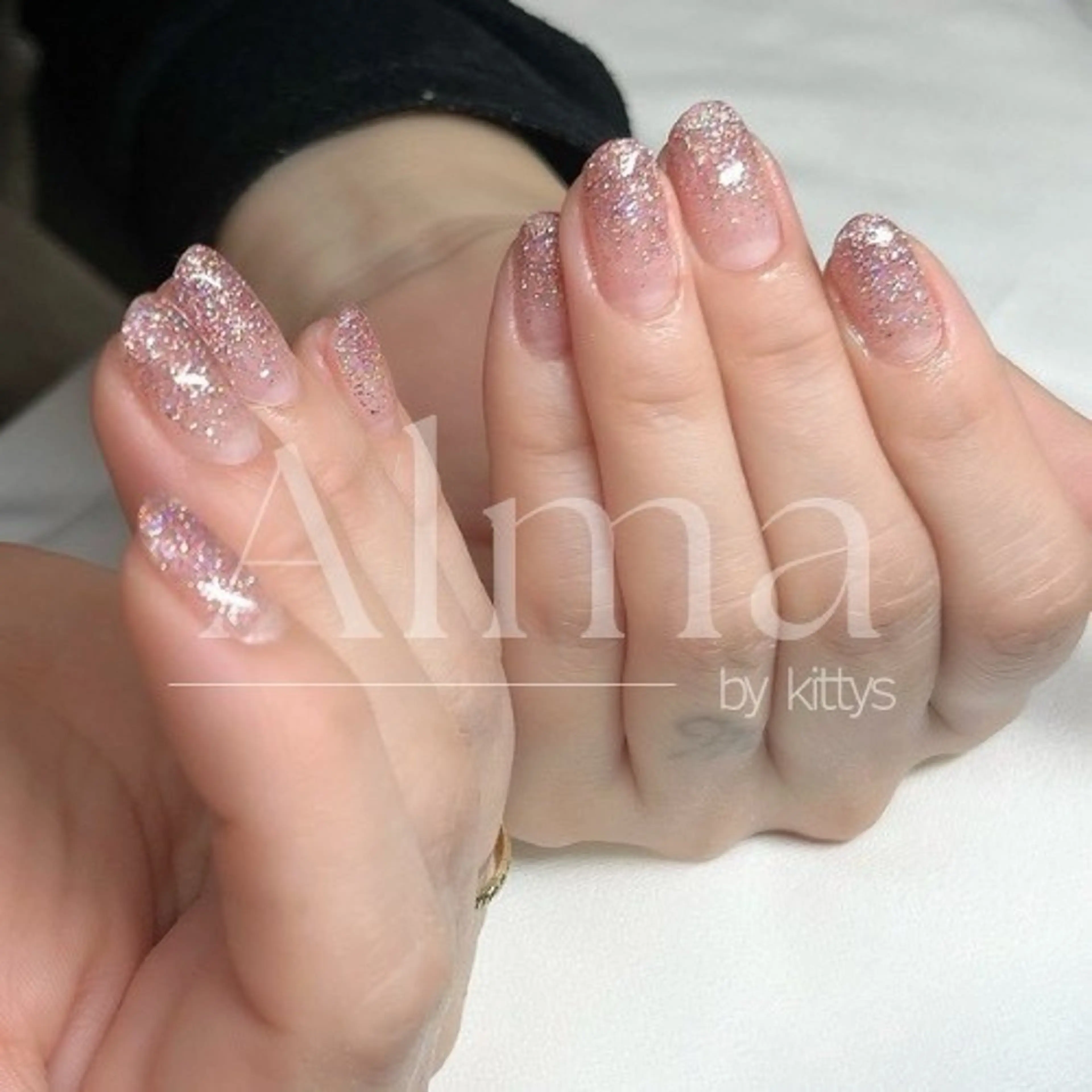 ネイル ハンドネイル Alma by kittys 谷保店所属・Alma chitoseのネイルデザイン