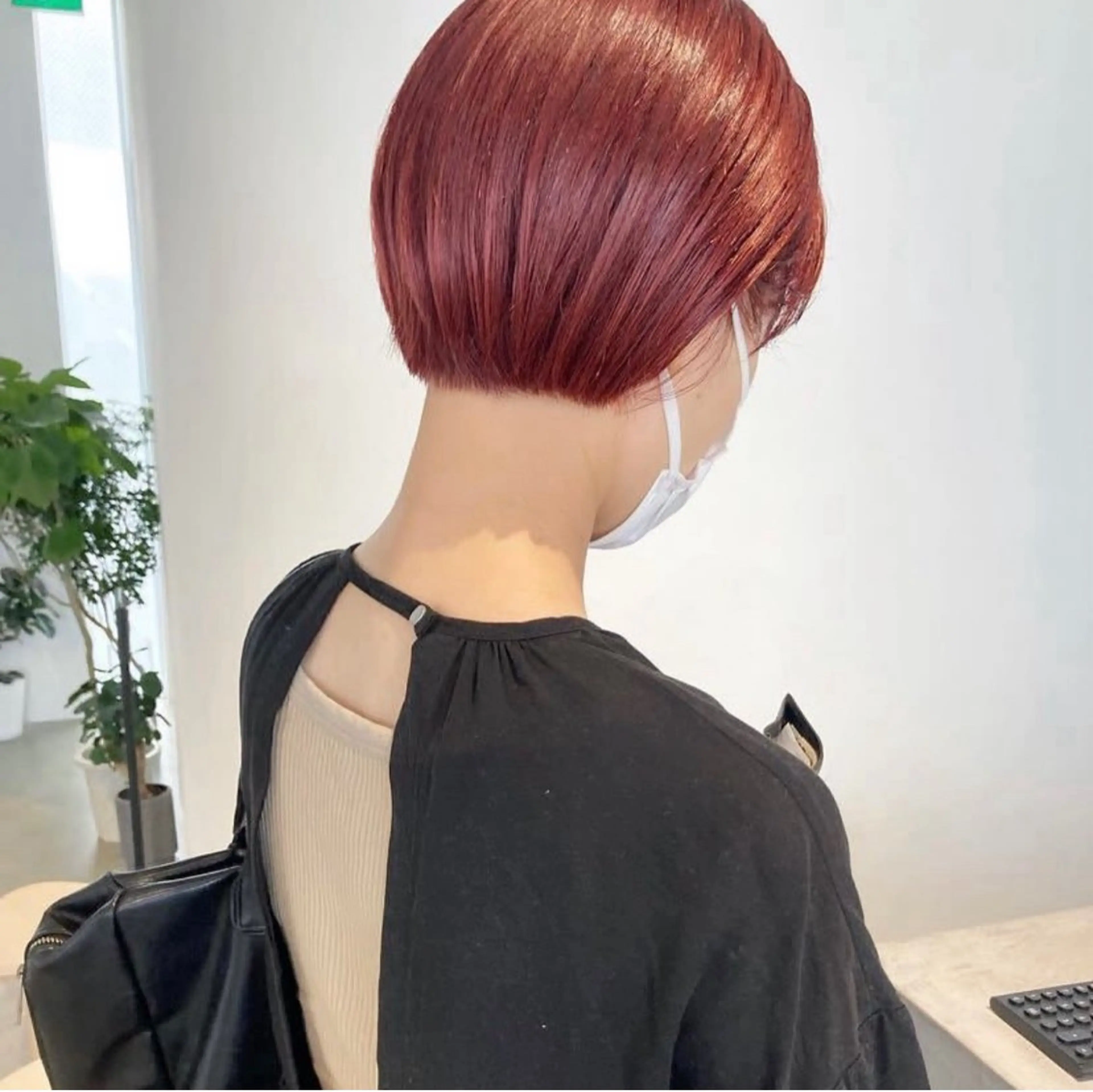 ショート カラー カット 似合わせカット🫧/ パーマ🥇/KIBEのヘアスタイル