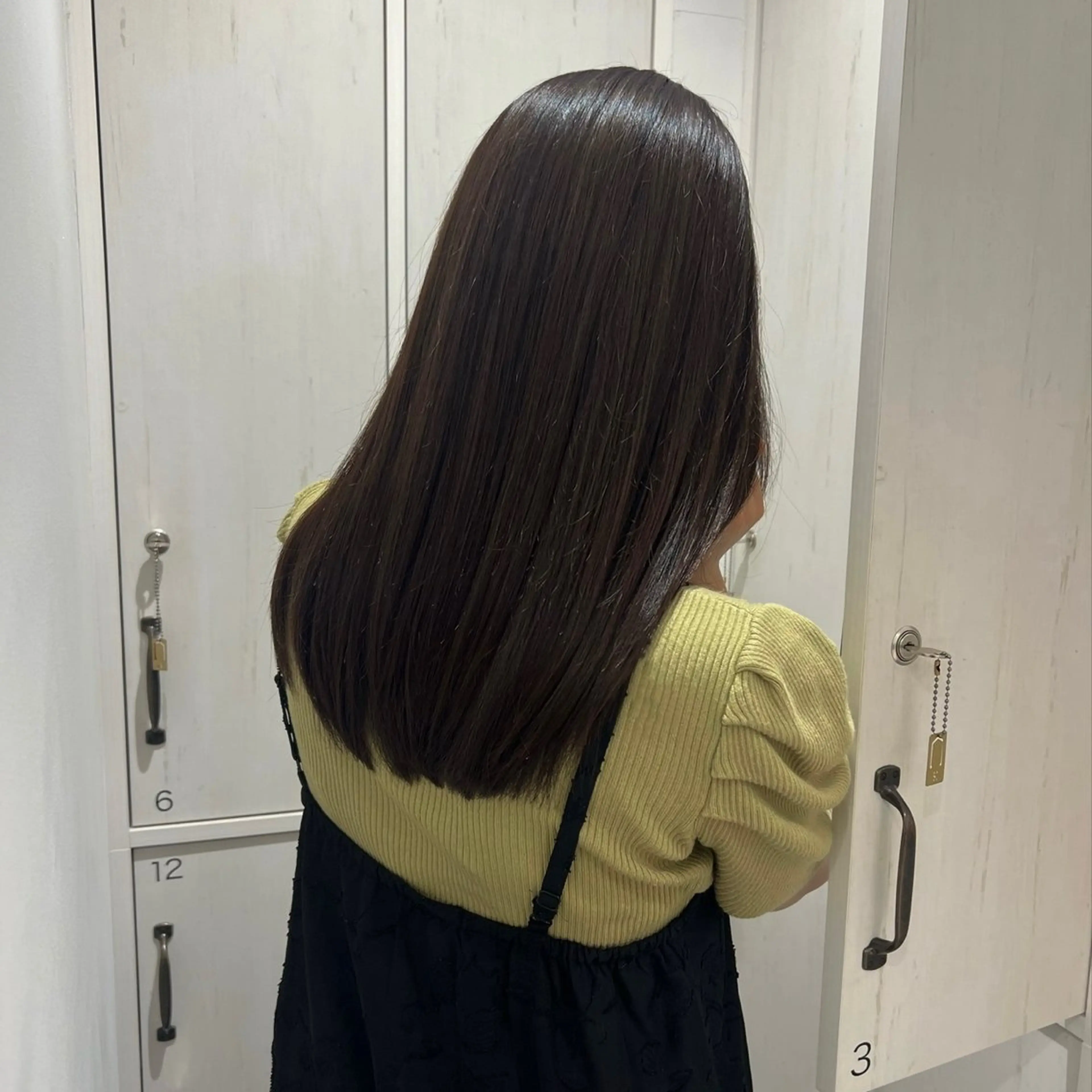 ロング カラー トリートメント 艶カラー/透明感 /ヒグチアオイのヘアスタイル