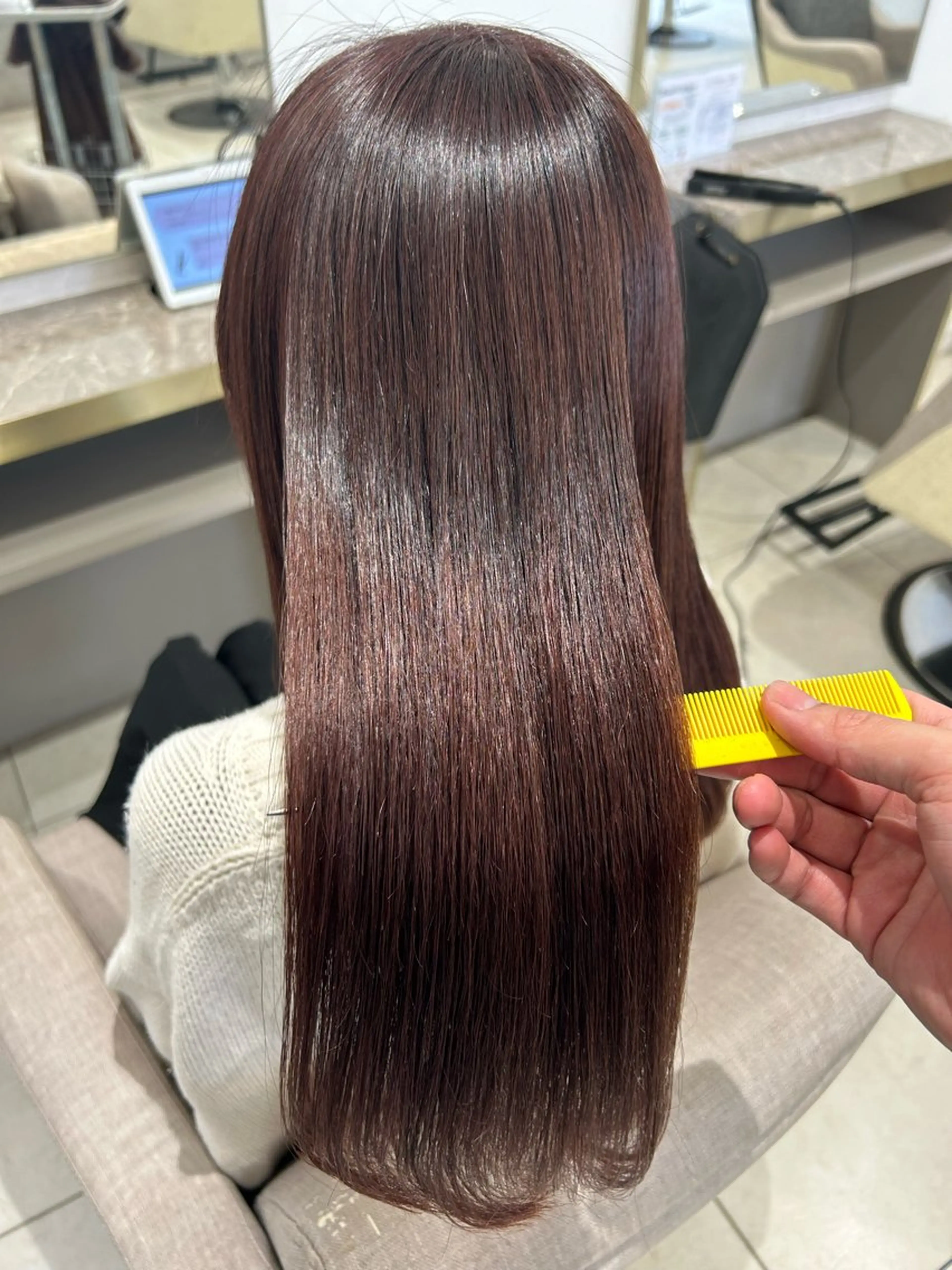 セミロング カラー 透明感カラー 韓国風カラー 髪質改善 韓国風ヘア トリートメント ヘアカラー トリートメント 渡辺 亮/ 白髪ぼかし/髪質改善のヘアスタイル