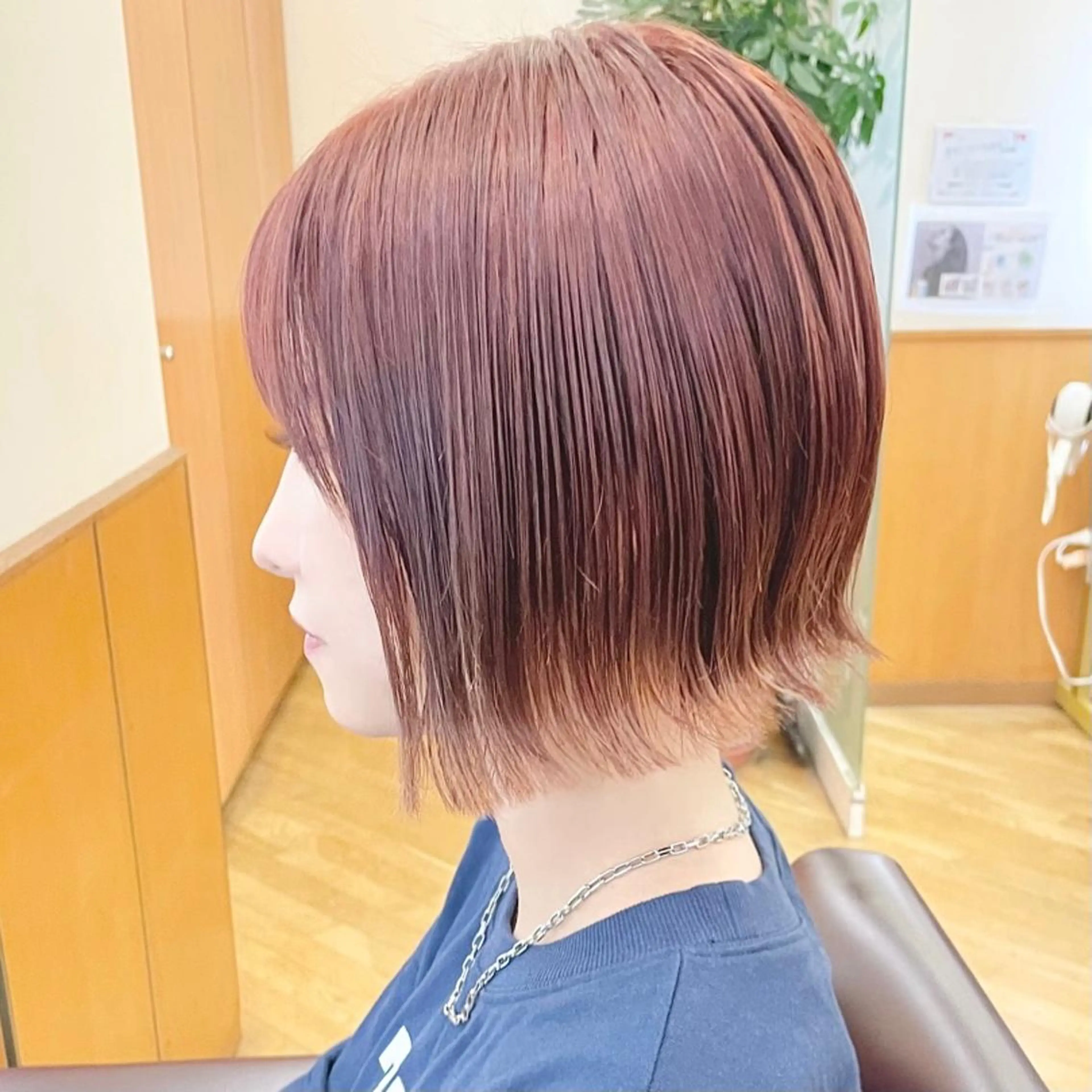 ショート カラー ボブ 外ハネヘア さわ きょうすけ/ ボブ髪質改善ショートのヘアスタイル