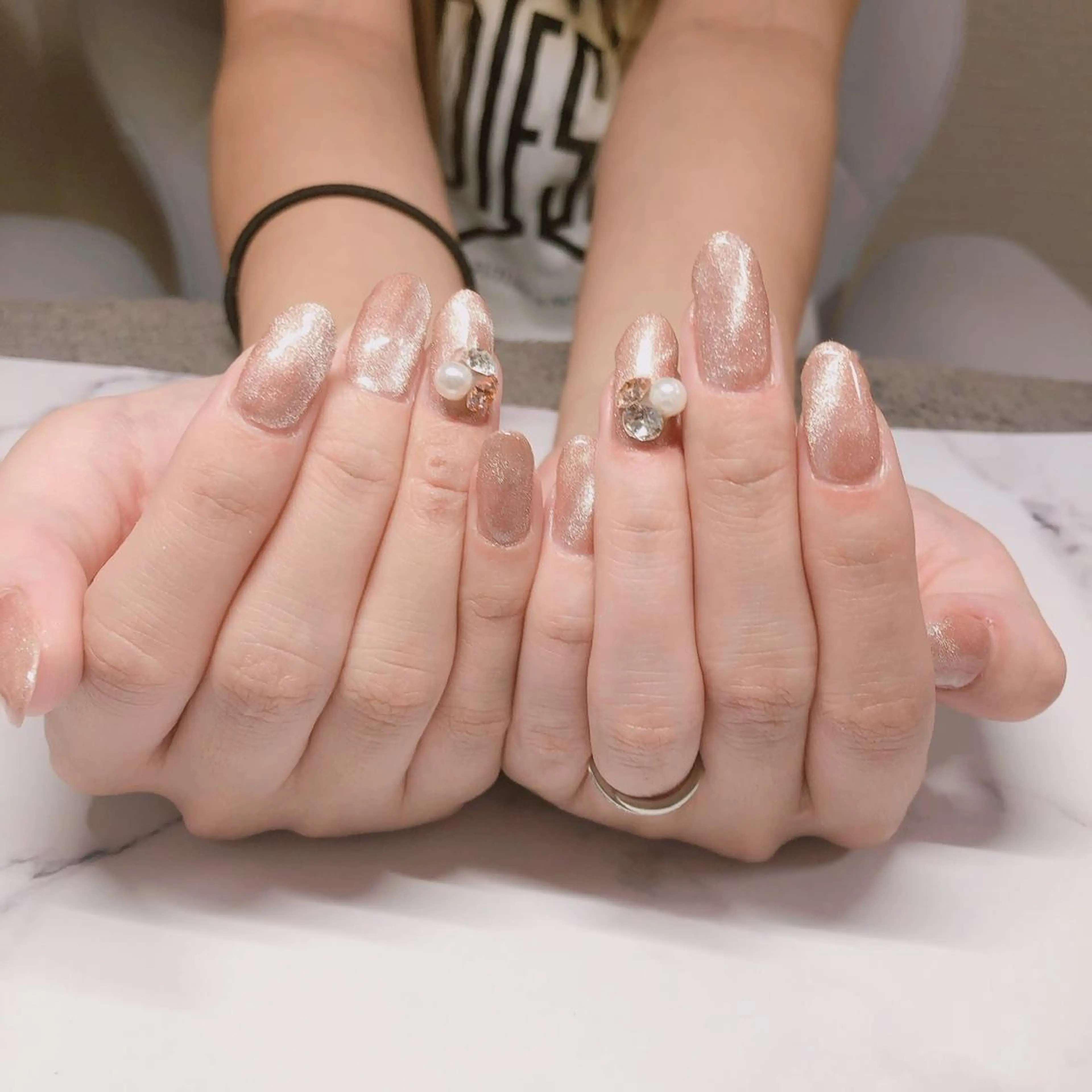 ネイル ジェルネイル マグネットネイル 奥園 良恵のネイルデザイン