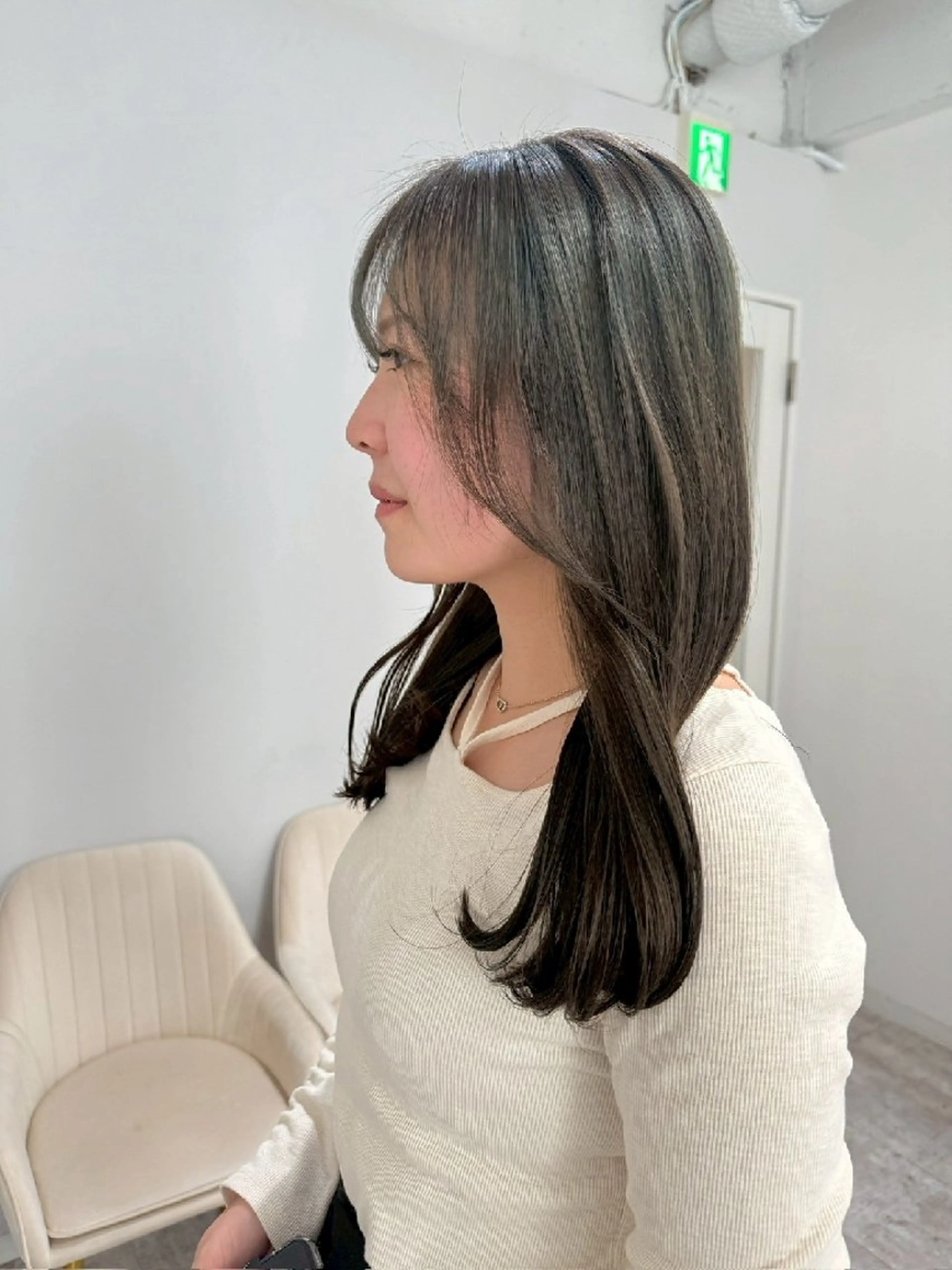 ロング カラー ヘアカラー トリートメント piLLon 心斎橋のヘアスタイル