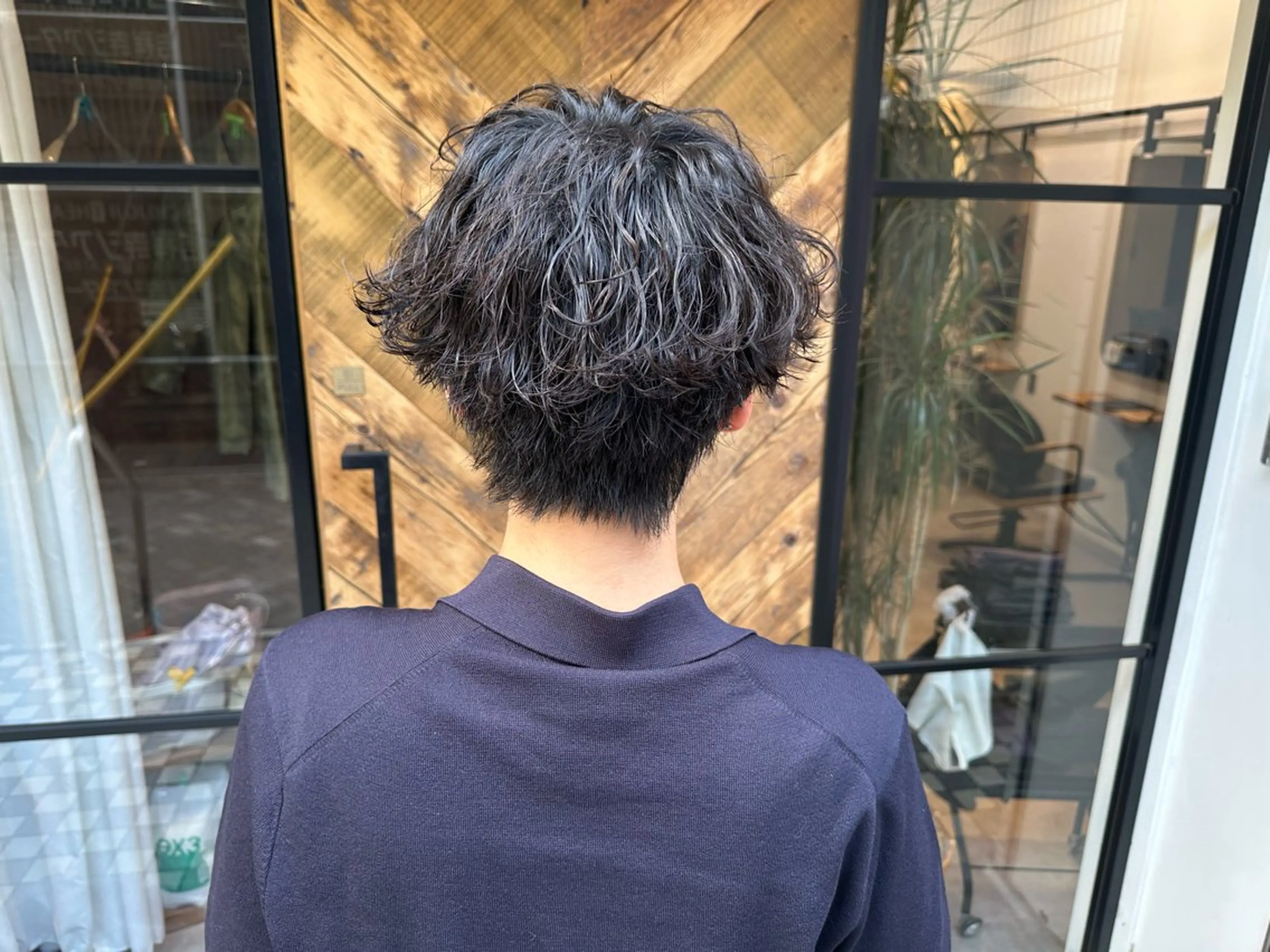 ショート メンズ メンズブリーチ フェードカット メンズハイライト メンズパーマ ハイライト カット パーマ 【gemini店長】 メンズ特化中野稜平のヘアスタイル