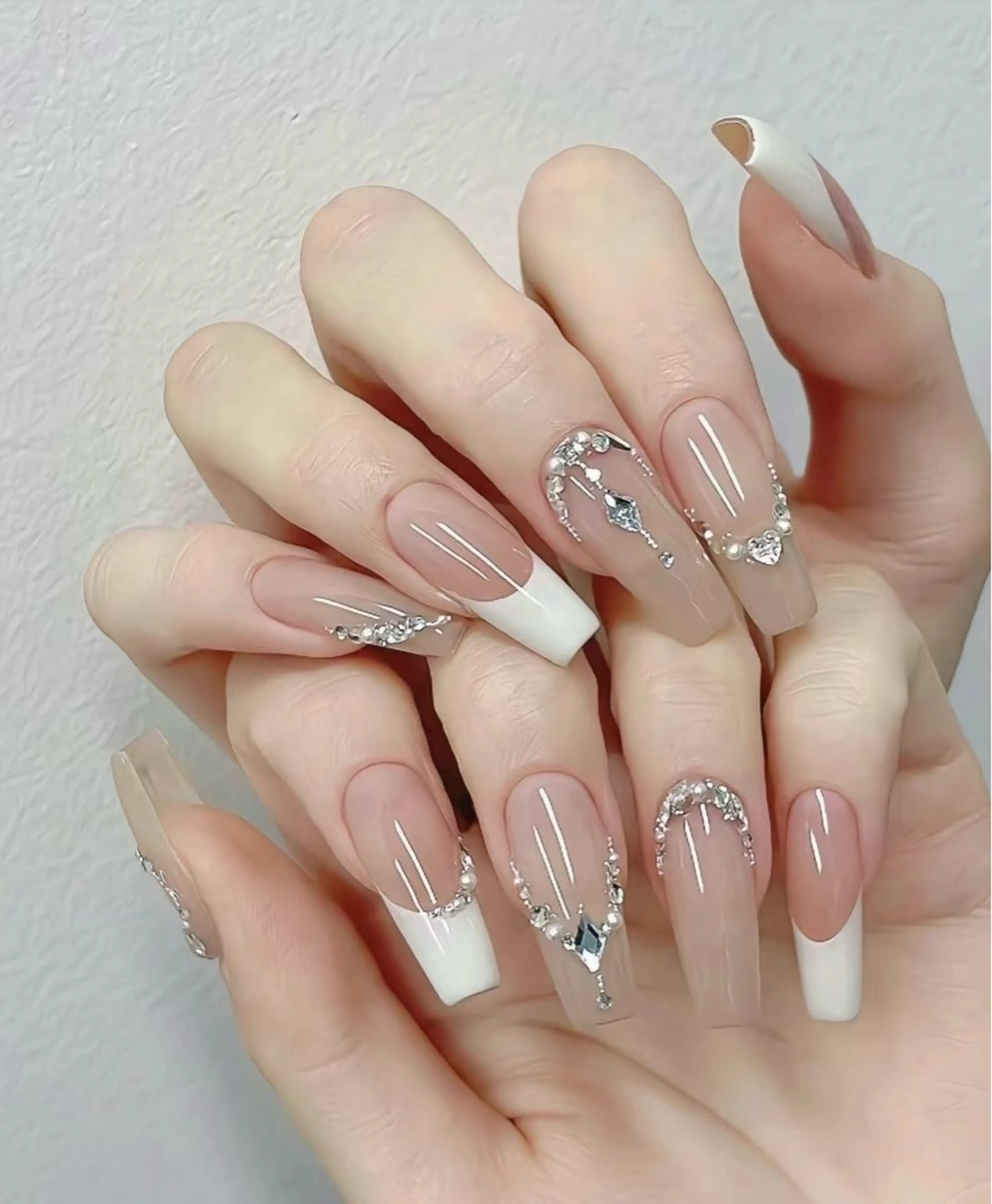 ネイル 高木 維麗絲のネイルデザイン