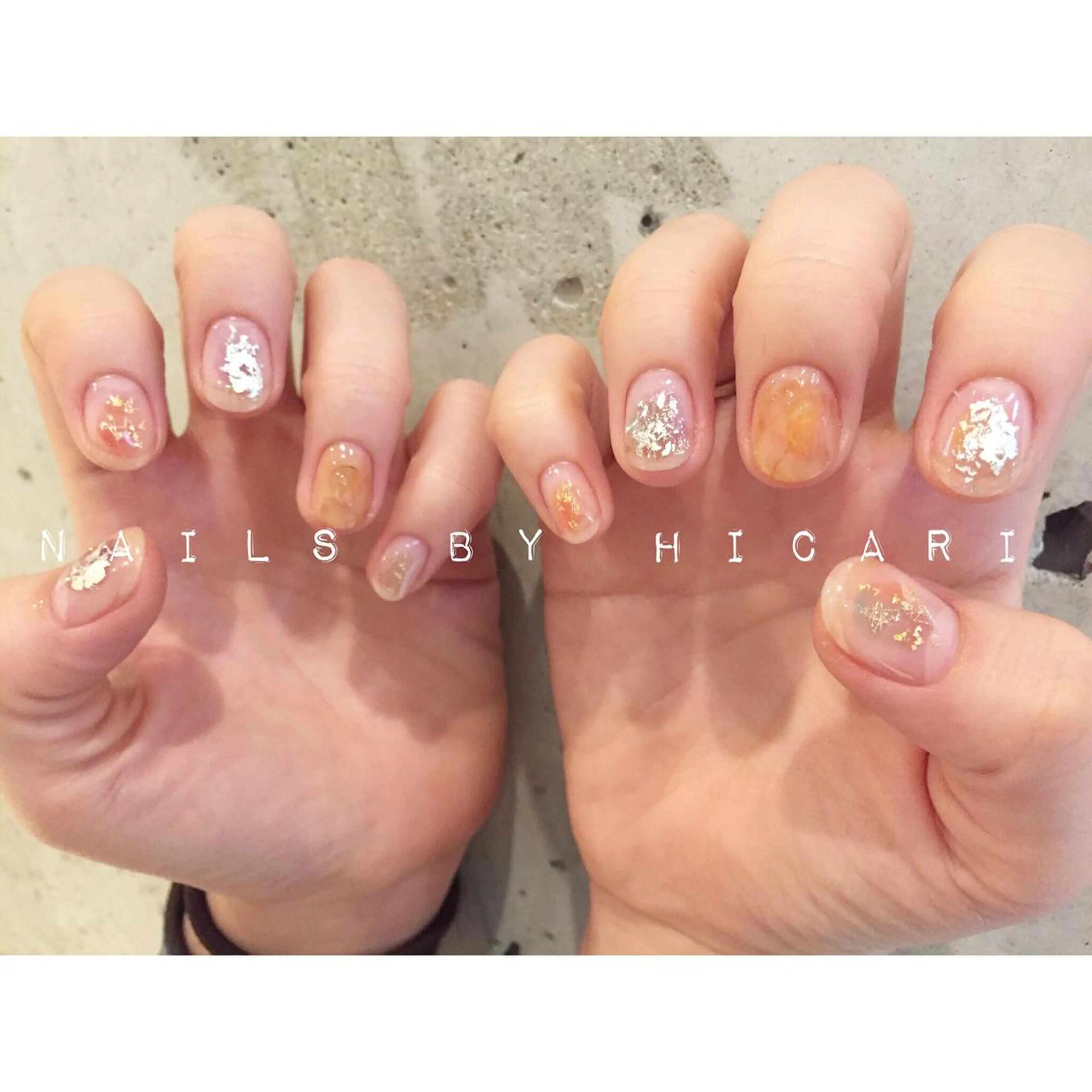 ショート カラー ネイル マツエク・マツパ ジェルネイル ニュアンスネイル パラジェル illum hicariのネイルデザイン