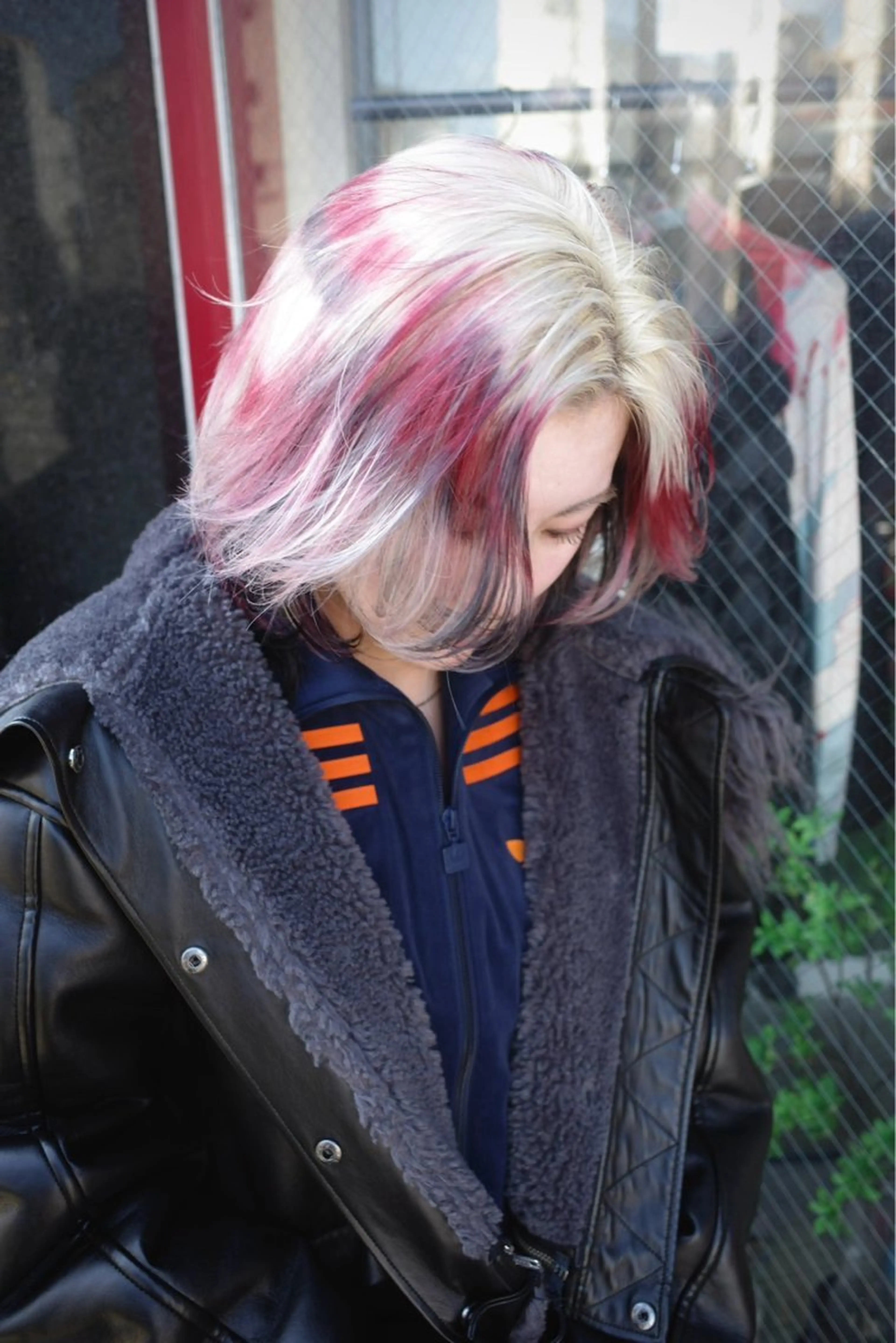 ミディアム カラー デザインカラー 顔まわりレイヤー レイヤーカット ウルフカット カット ヘアカラー トリートメント cope'u ROWEN所属・ウルフ/レイヤー/ 渋谷🔮Yudaiのヘアスタイル