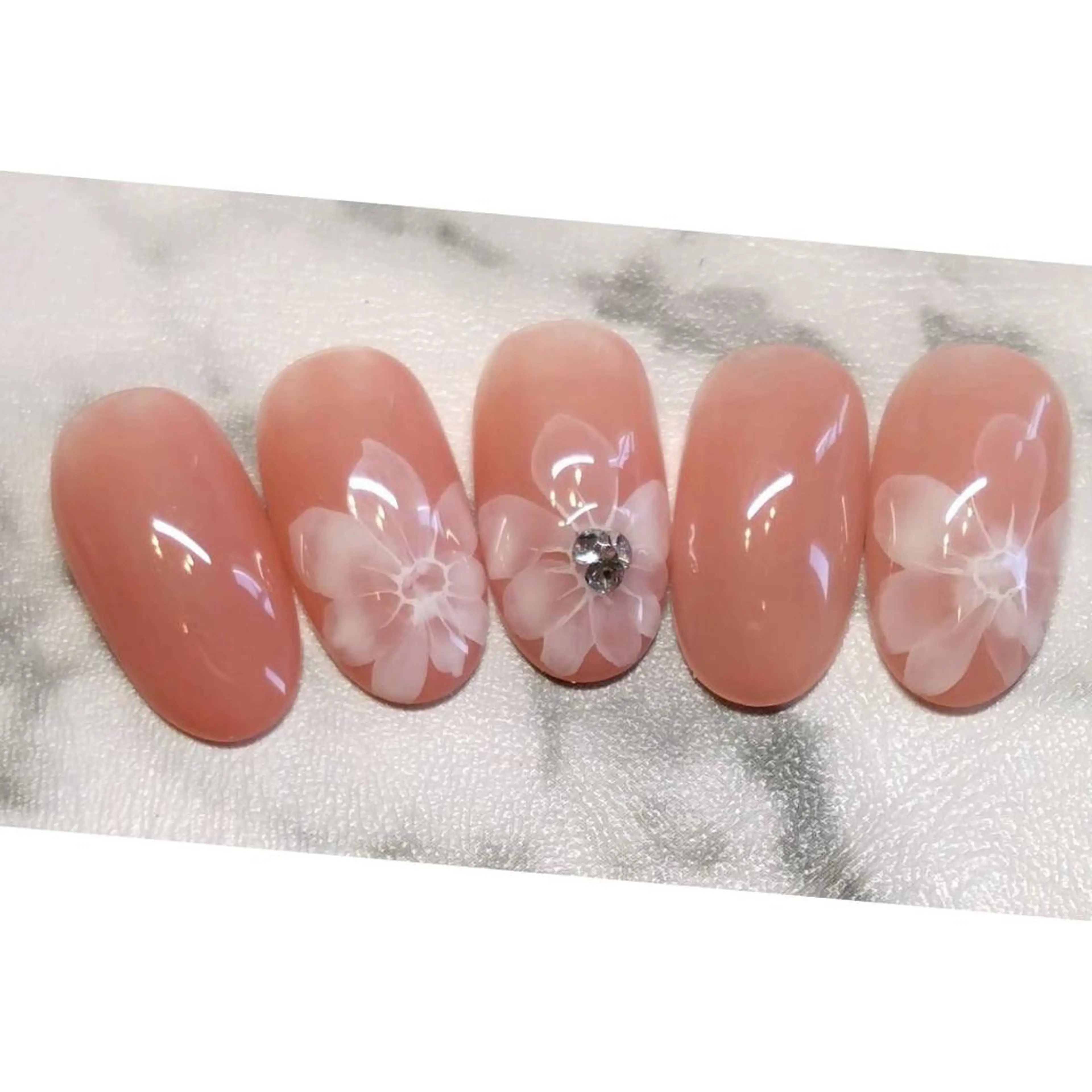 ネイル ブライダルネイル 大島 七海のネイルデザイン