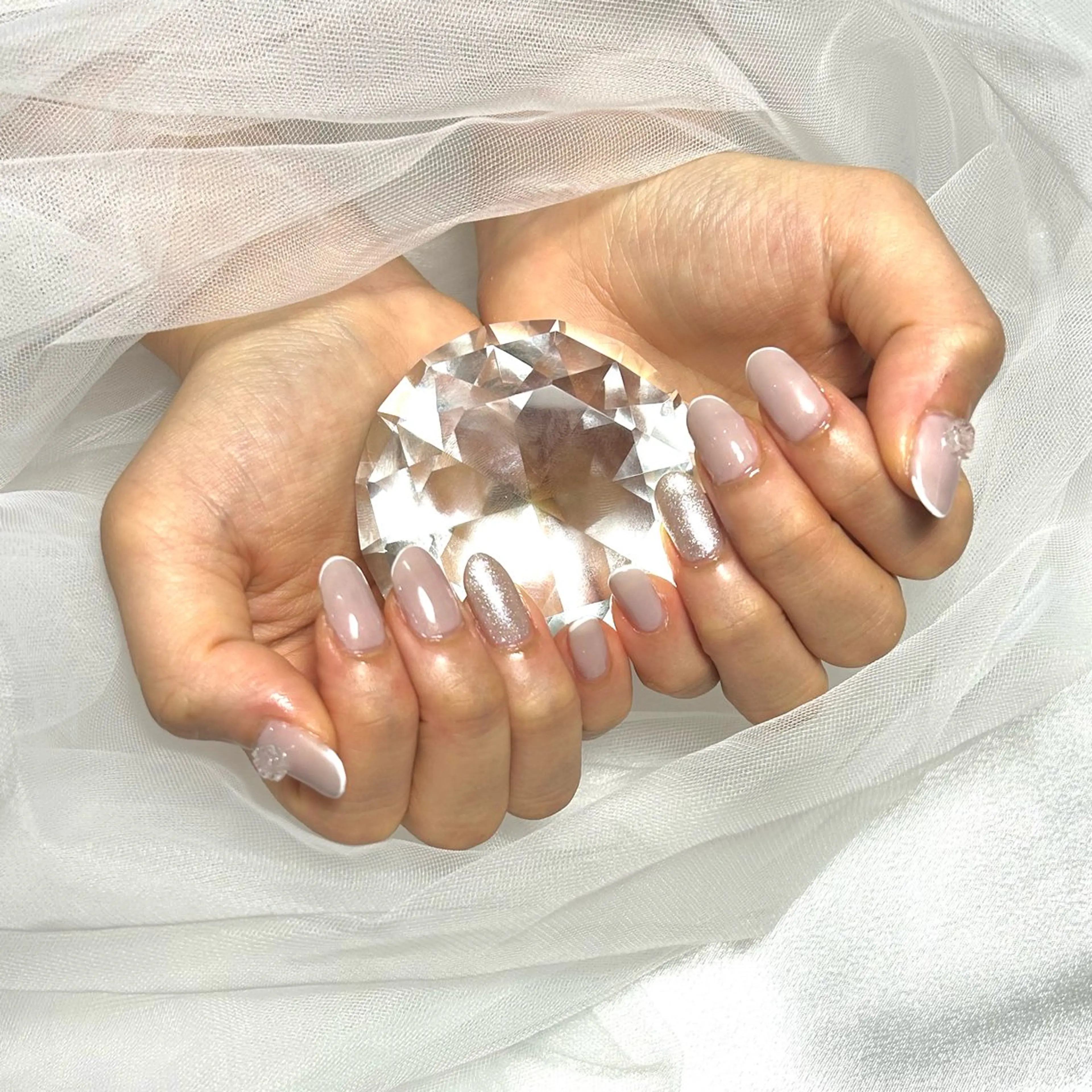 ネイル ハンドネイル EmaNail 🧸Momokaのネイルデザイン