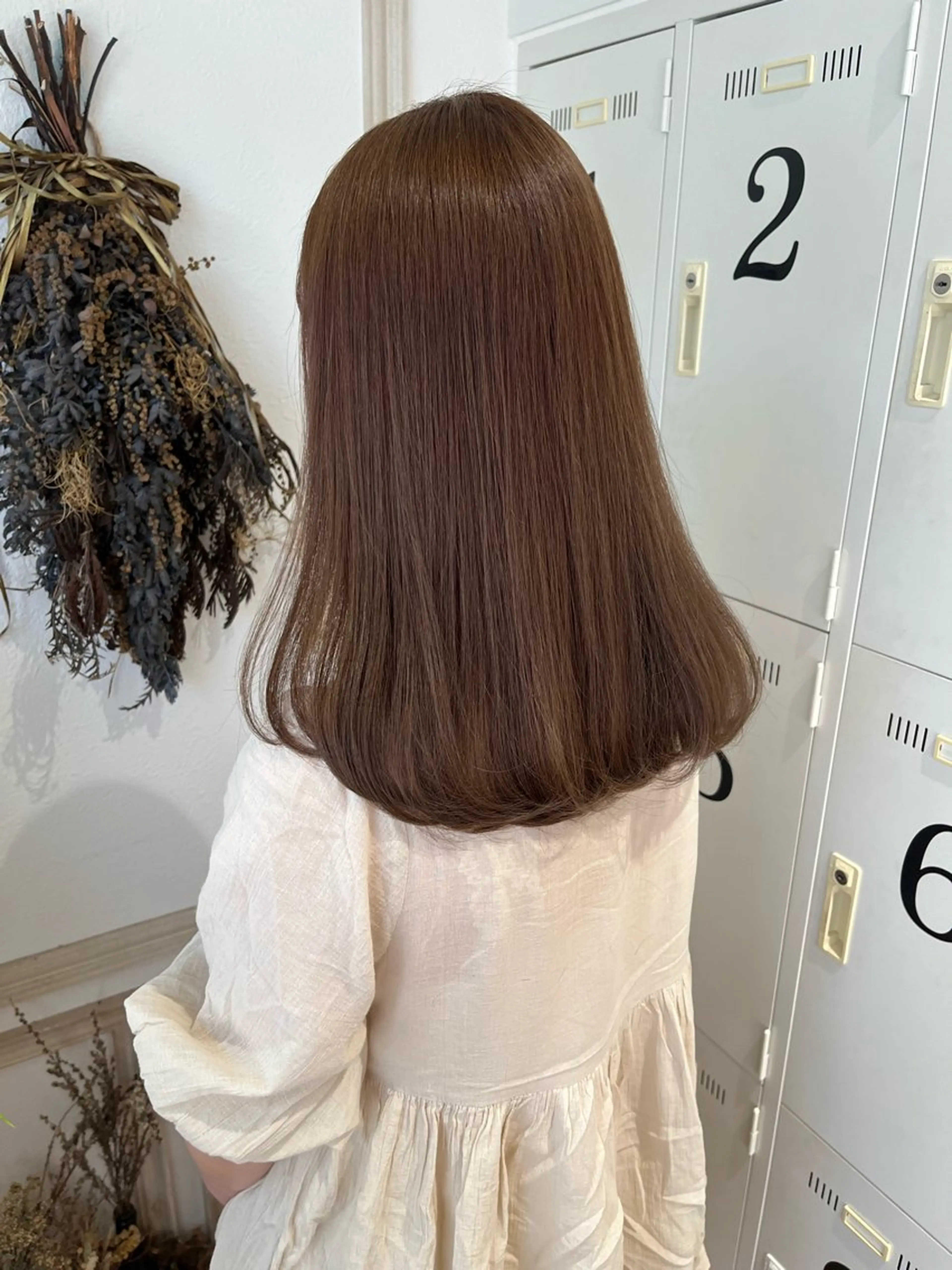 セミロング カラー ヘアアレンジ merc. 🩵せのおのヘアスタイル