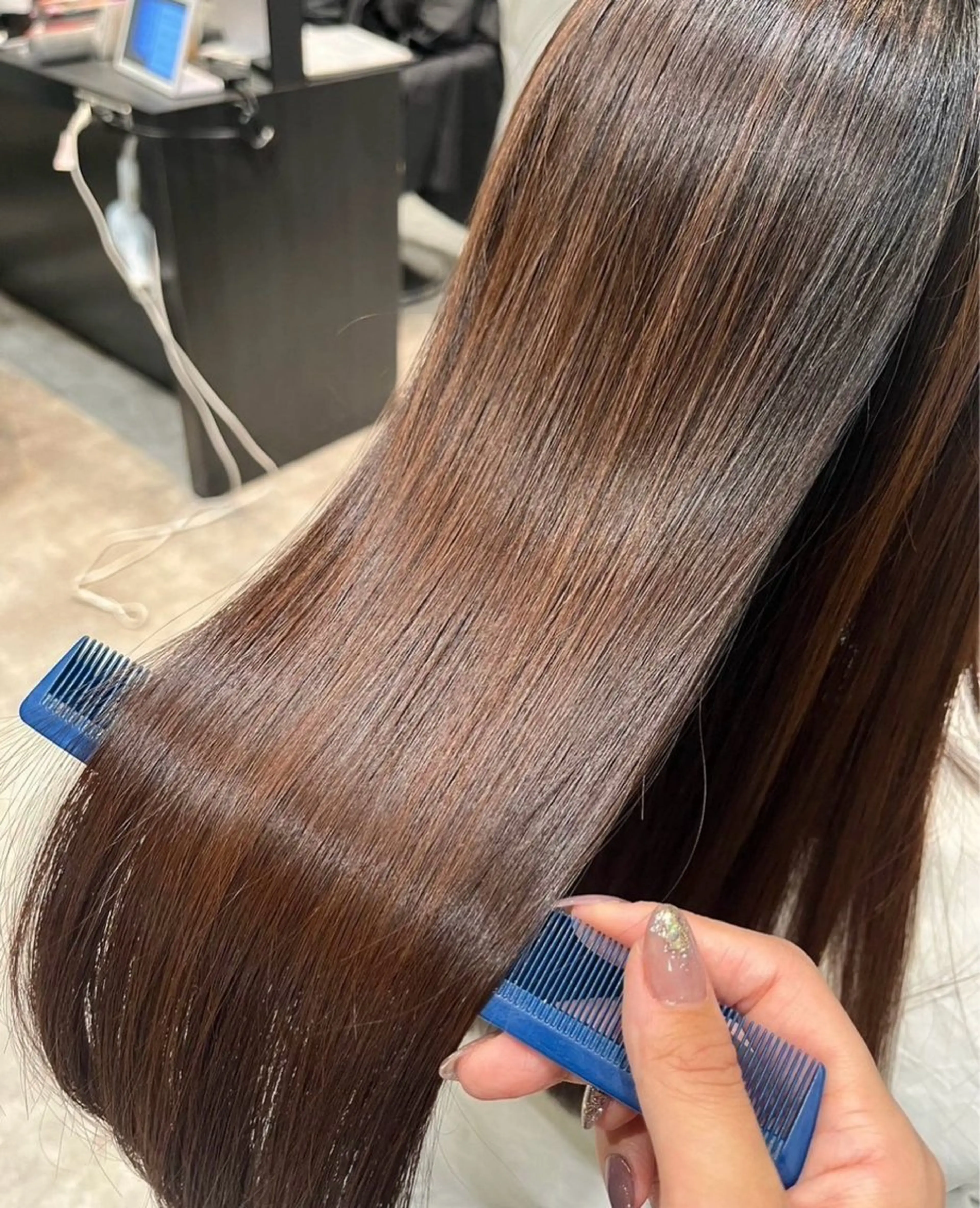 カラー 林 美月のヘアスタイル