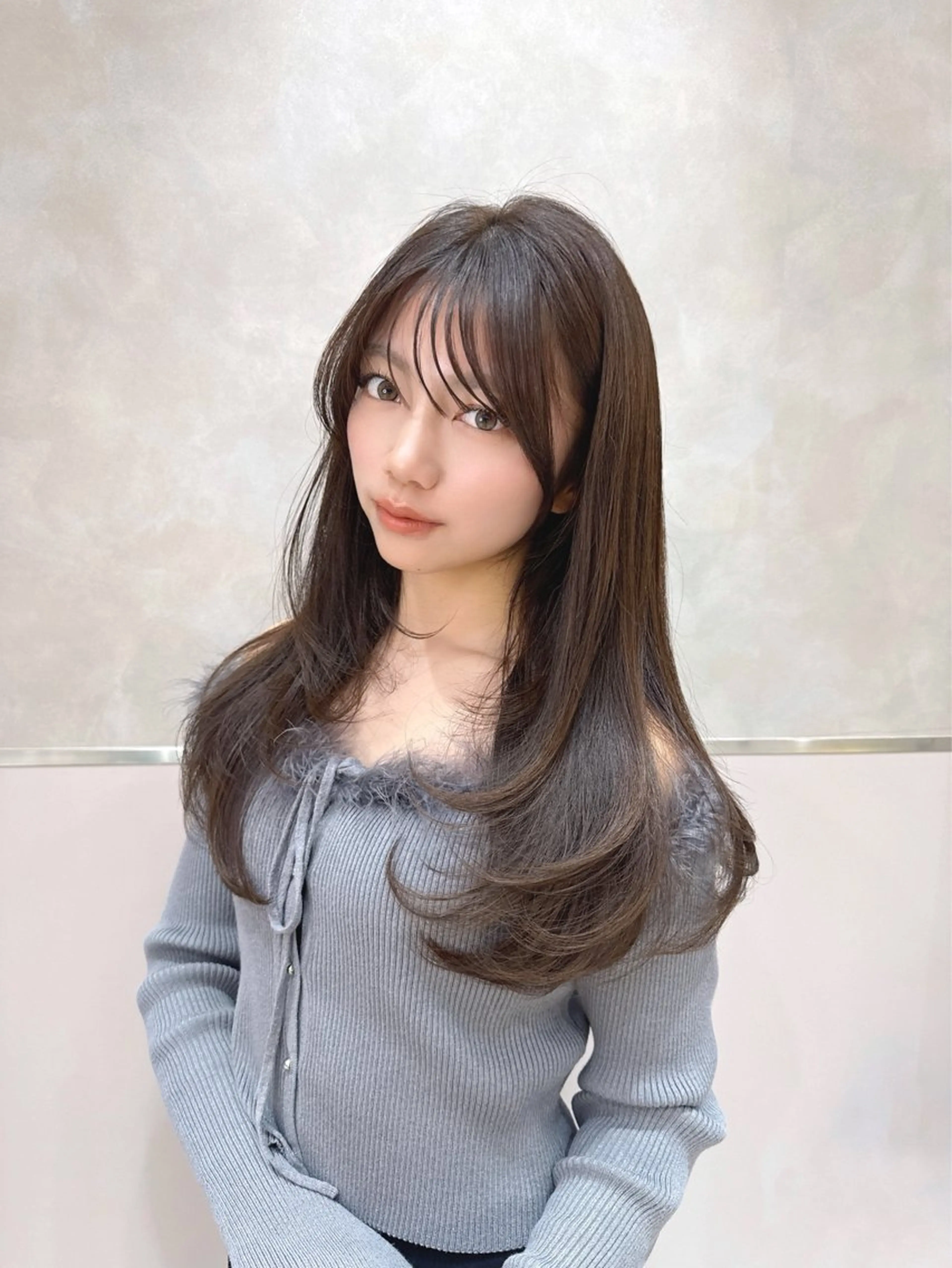 セミロング カラー カット ヘアカラー トリートメント ヘッドスパ ヘアセット 韓国ヘア/レイヤー/ 顔まわり/りょーとのヘアスタイル